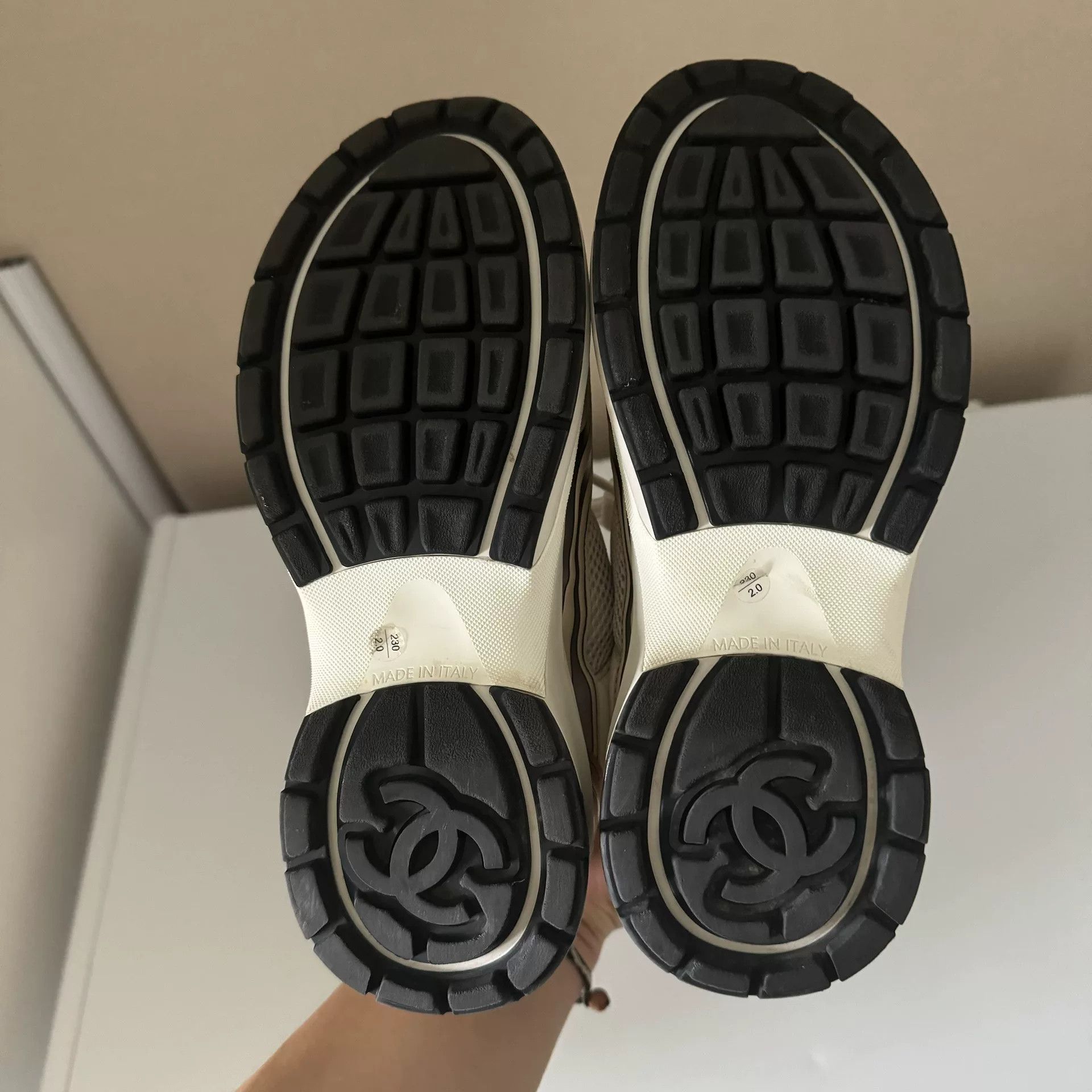 Chanel Chanel Beige Mesh Sneakers Size US 5 / IT 35 - 4 Thumbnail