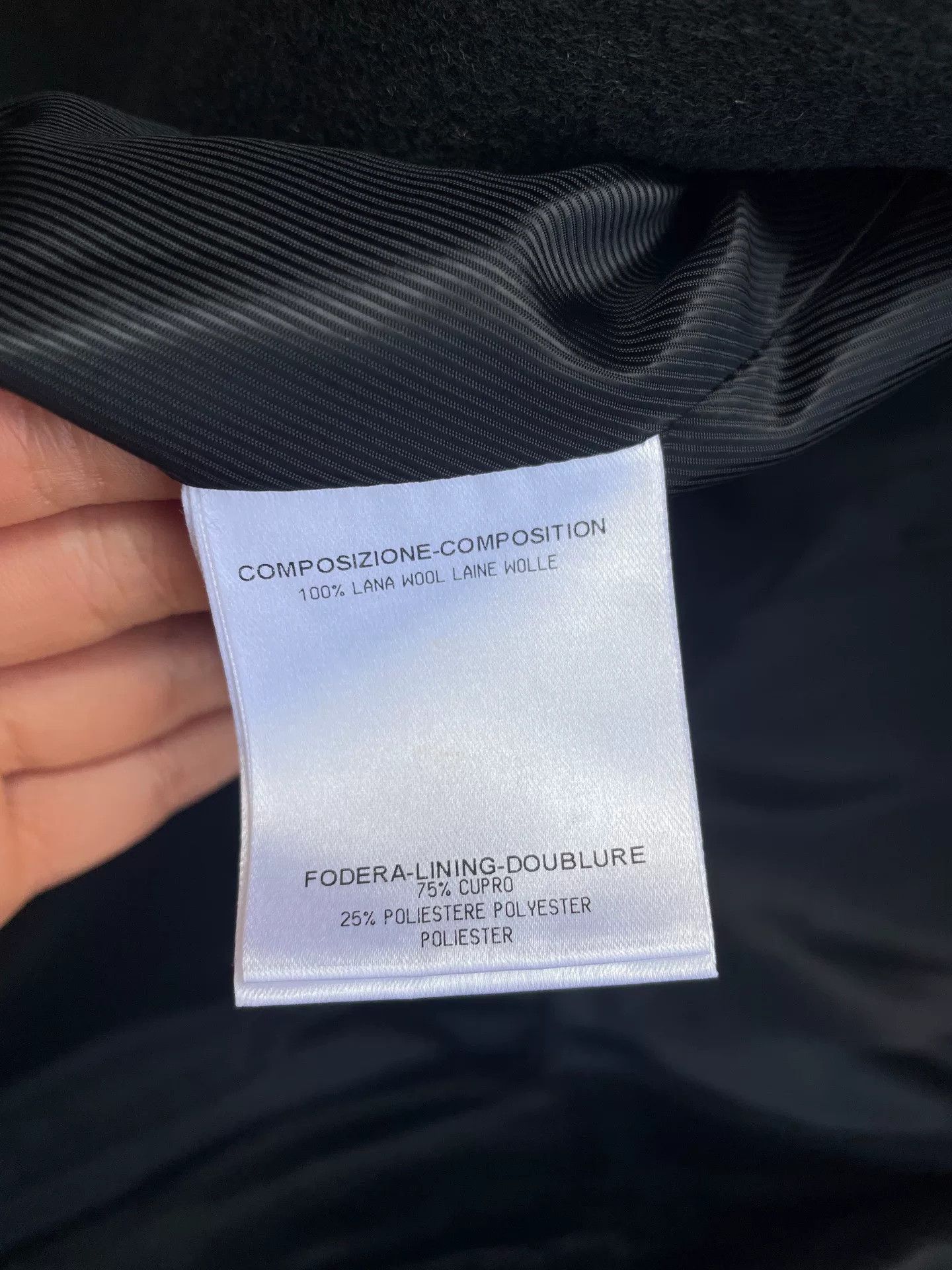 Gucci Gucci Coat for Sale, Gently Used Size XS / US 0-2 / IT 36-38 - 5 Thumbnail