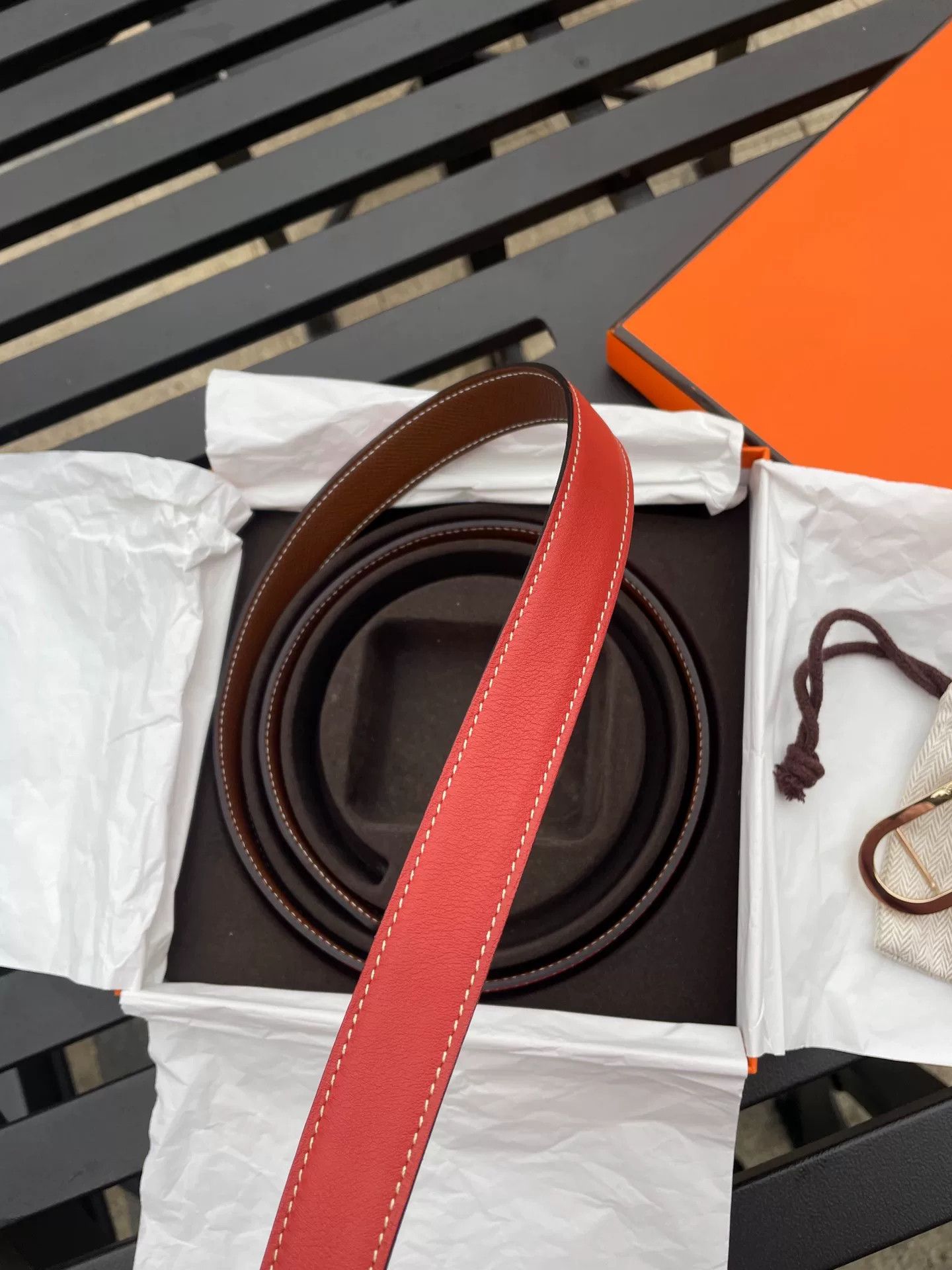 Hermes Hermes Red Leather Belt for Sale Size ONE SIZE - 3 Thumbnail