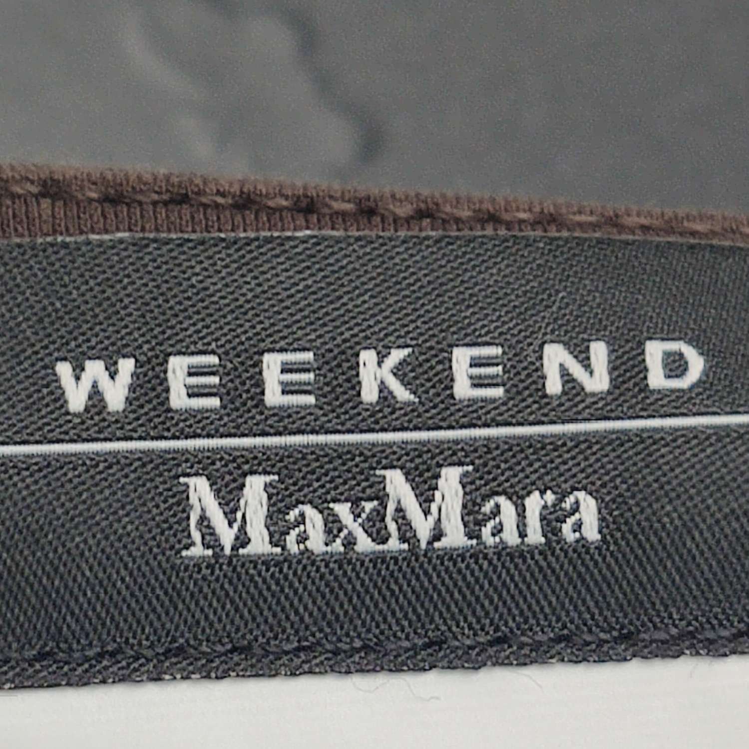 Weekend Max Mara Weekend Max Mara Solid Round Neck Midi Dress M Size M / US 6-8 / IT 42-44 - 8 Thumbnail