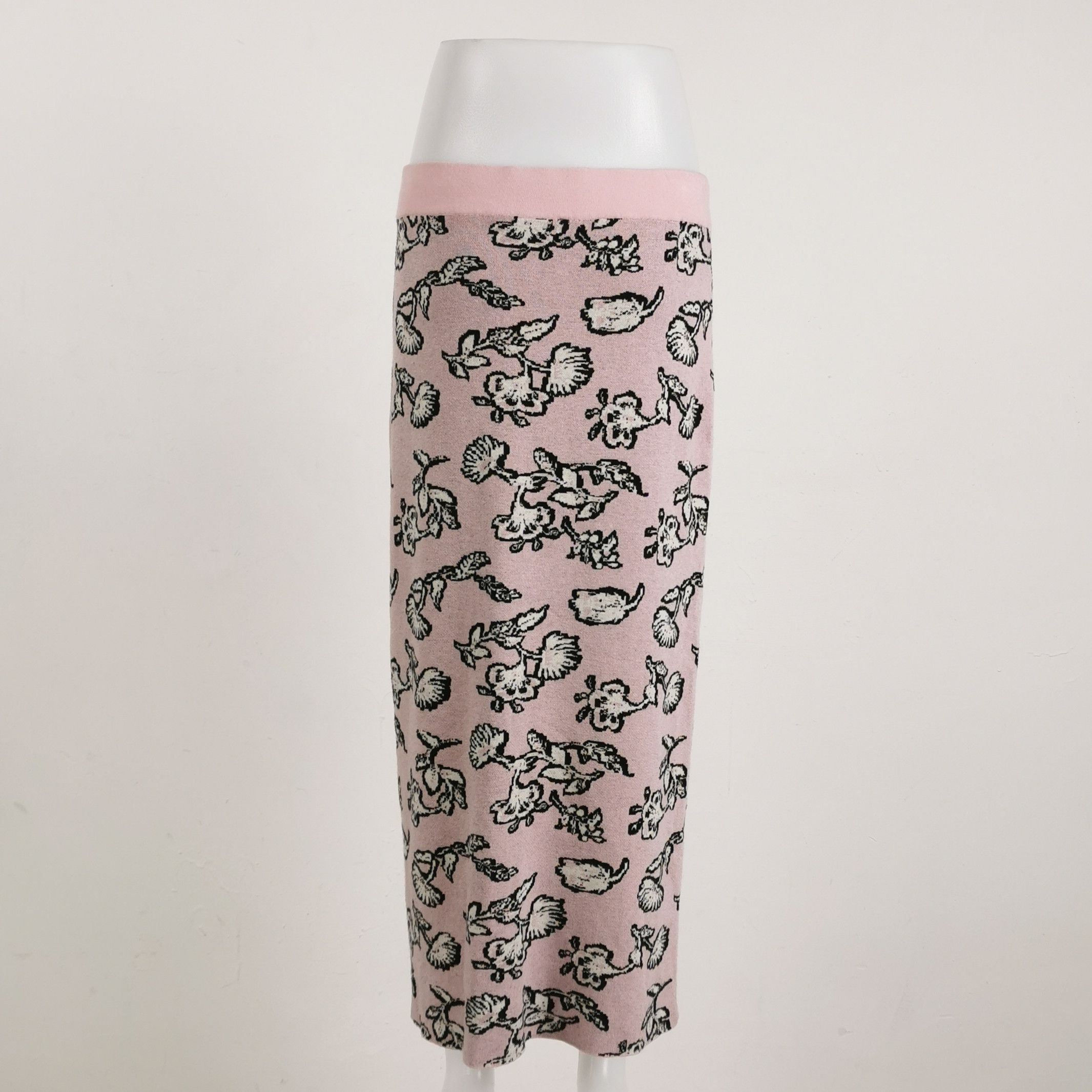Weekend Max Mara Weekend Max Mara L Pink Floral Skirt Size 30" / US 8 / IT 44 - 4 Thumbnail