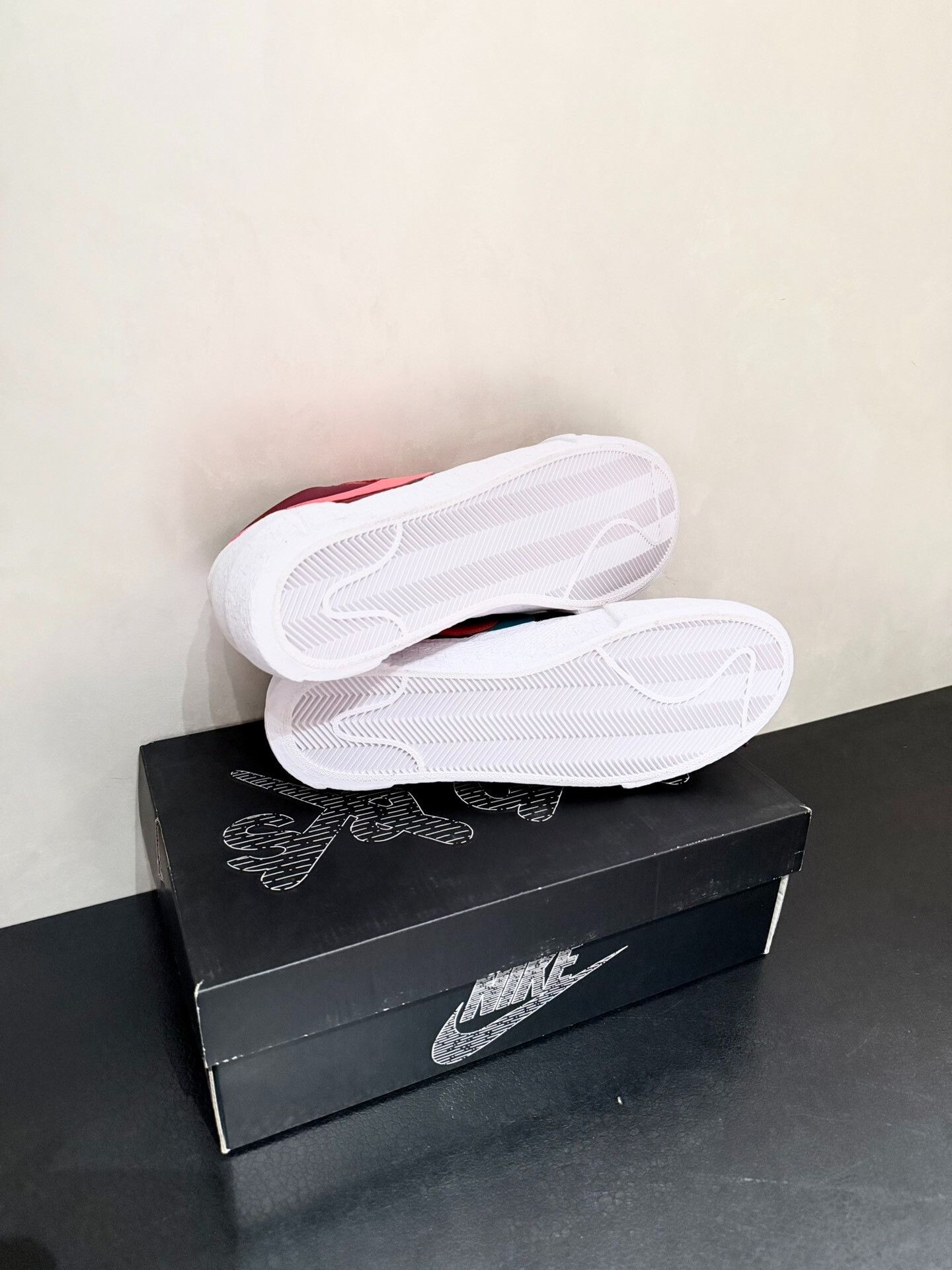 Kaws Kaws x Nike Blazer Red Deconstructed Low Sneakers Size US 10 / EU 43 - 3 Thumbnail