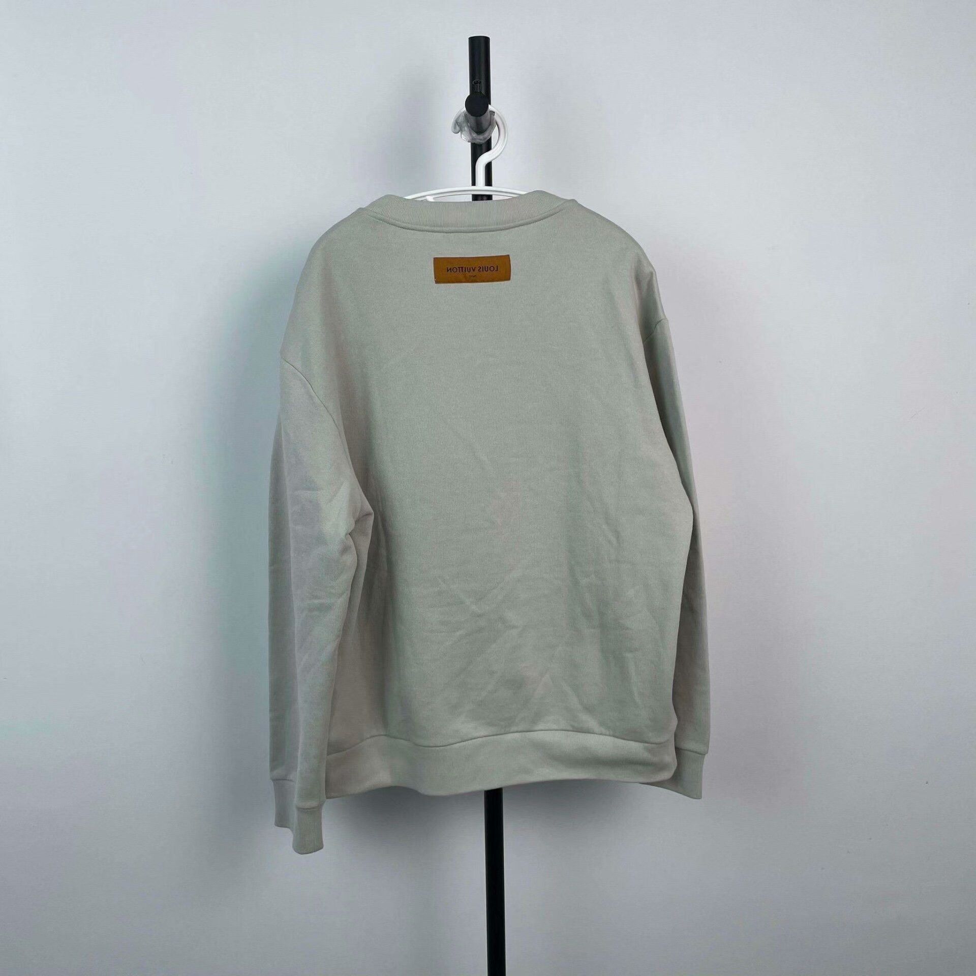 Louis Vuitton Louis Vuitton Eye Embroidery Sweatshirt XXL Size US XXL / EU 58 / 5 - 2 Thumbnail