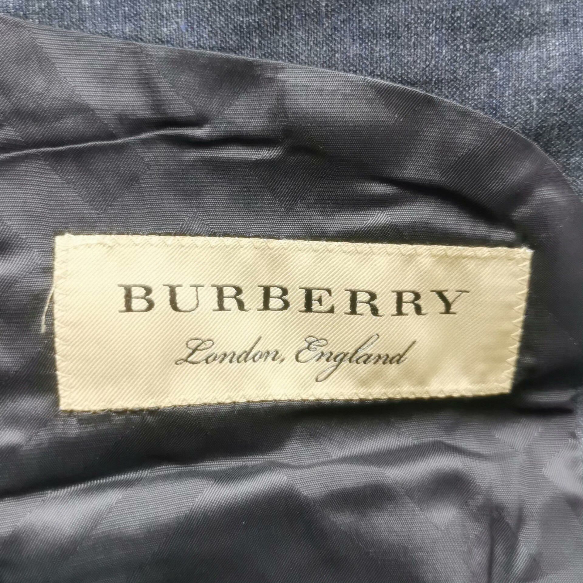 Burberry Burberry Double-Breasted Suit Size US M / EU 48-50 / 2 - 6 Thumbnail