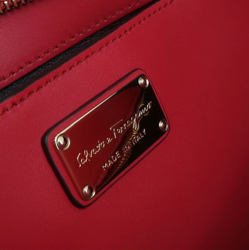 Salvatore Ferragamo Salvatore Ferragamo Red Handbag Size ONE SIZE - 7 Thumbnail
