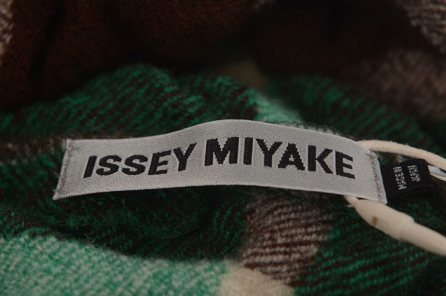 Issey Miyake Issey Miyake Women's Plaid Coat Size M / US 6-8 / IT 42-44 - 3 Thumbnail
