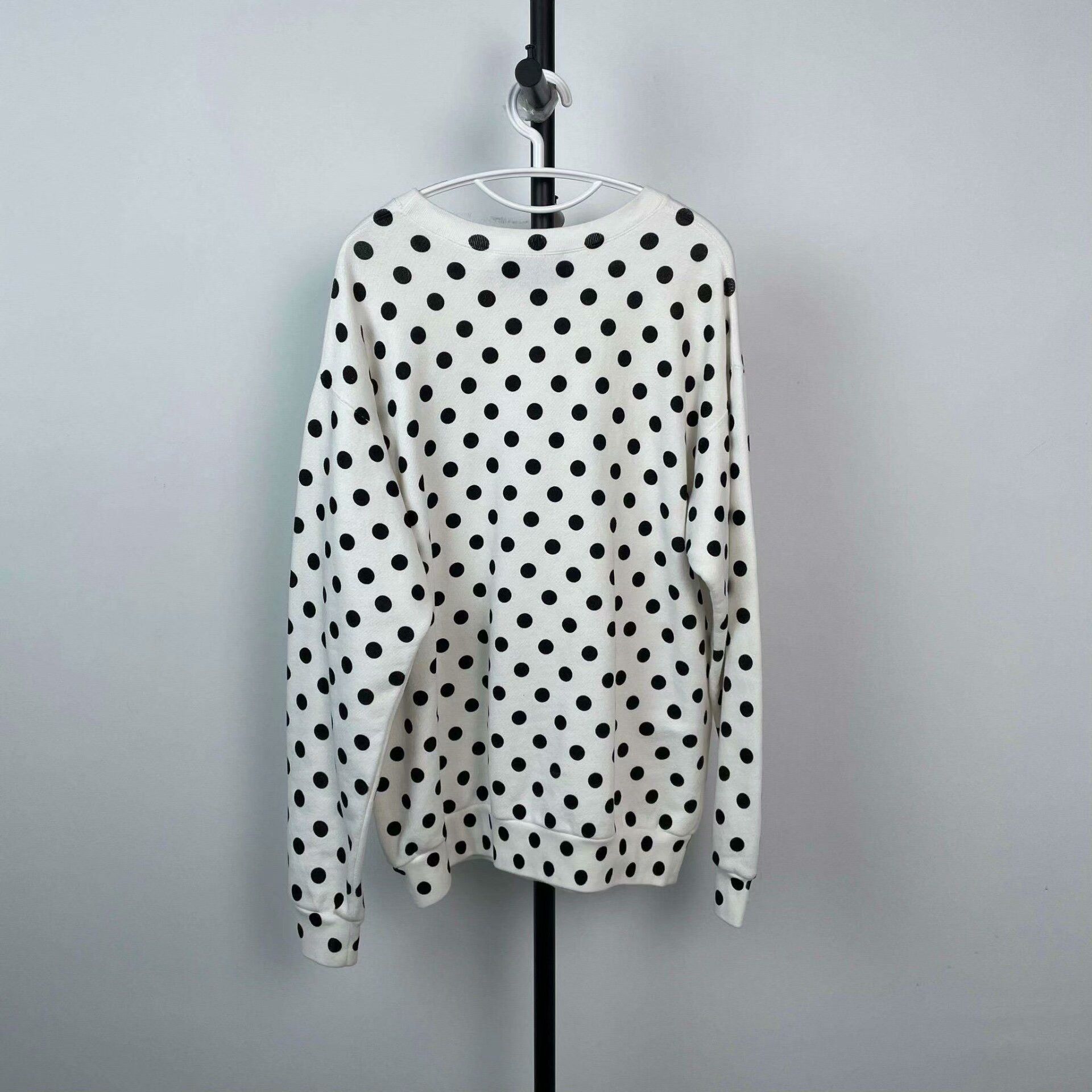 Gucci Gucci White Polka Dot Logo Sweatshirt S Size S / US 4 / IT 40 - 2 Thumbnail