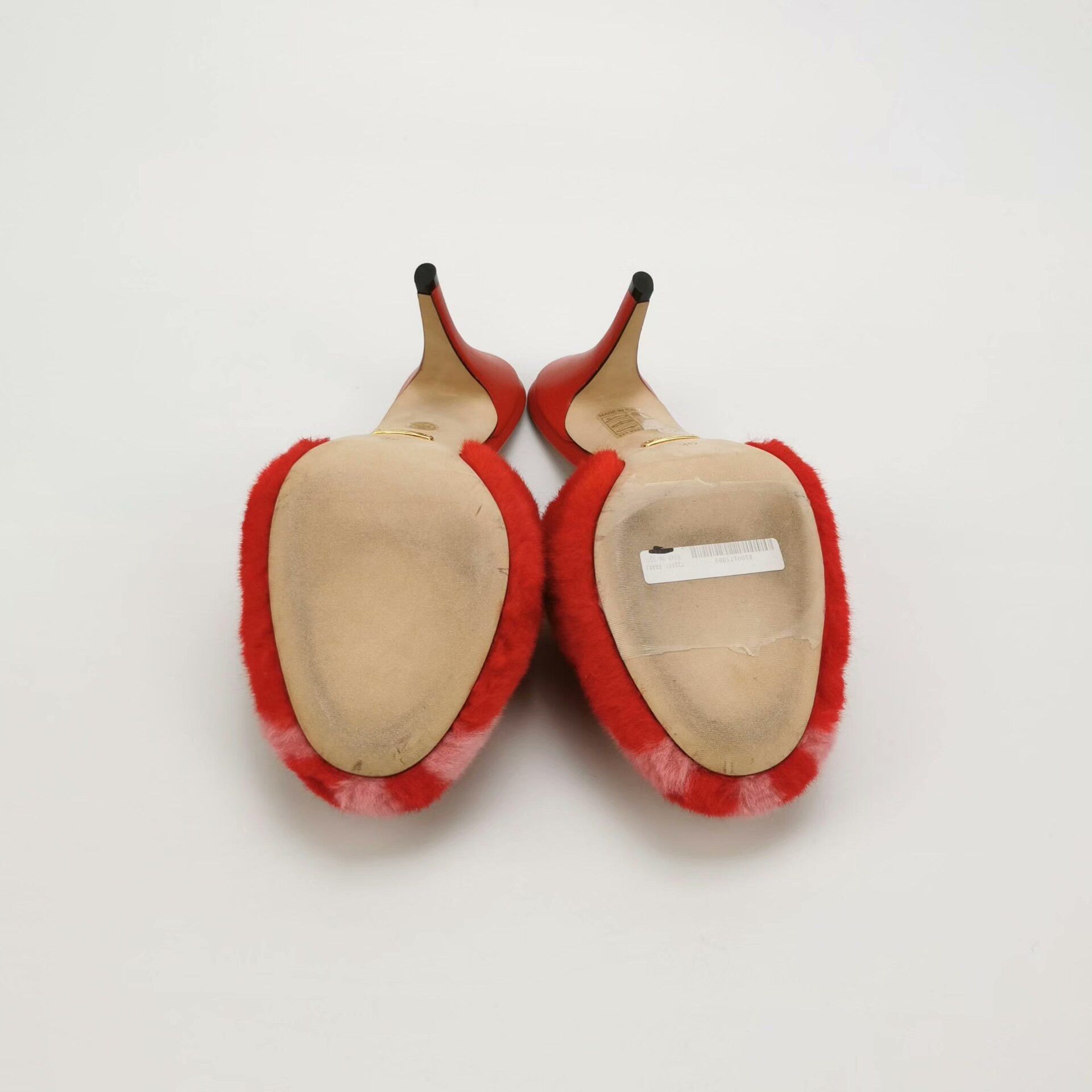 Gucci Gucci x Adidas Fuzzy Slippers Size US 7 / IT 37 - 5 Thumbnail