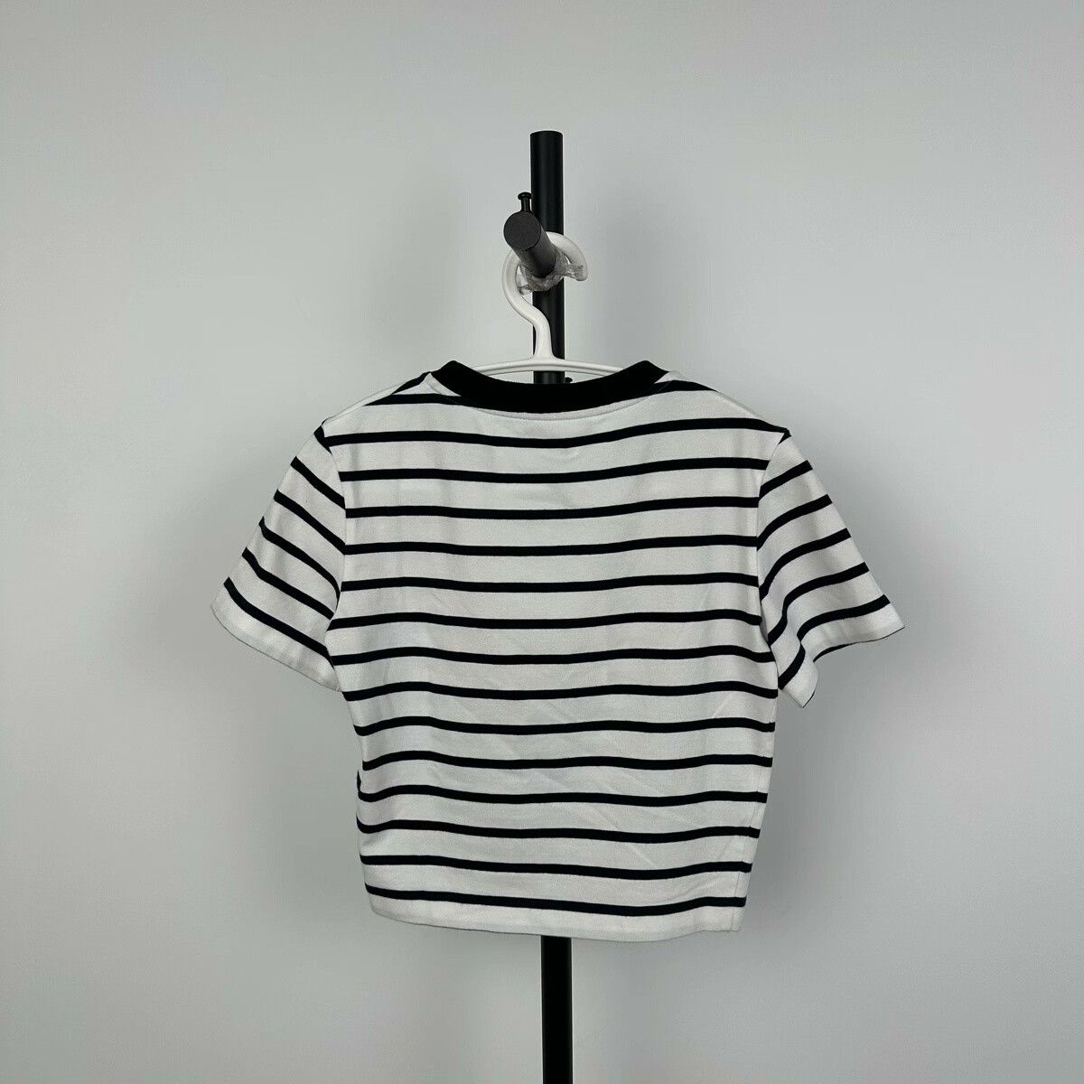 Louis Vuitton Louis Vuitton Striped Colorblock Tee XS Size XS / US 0-2 / IT 36-38 - 2 Thumbnail