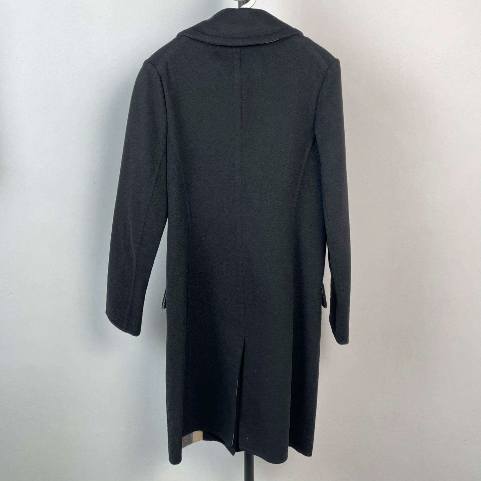 Louis Vuitton LV Cashmere Women's Coat Size 36 Size XS / US 0-2 / IT 36-38 - 2 Thumbnail