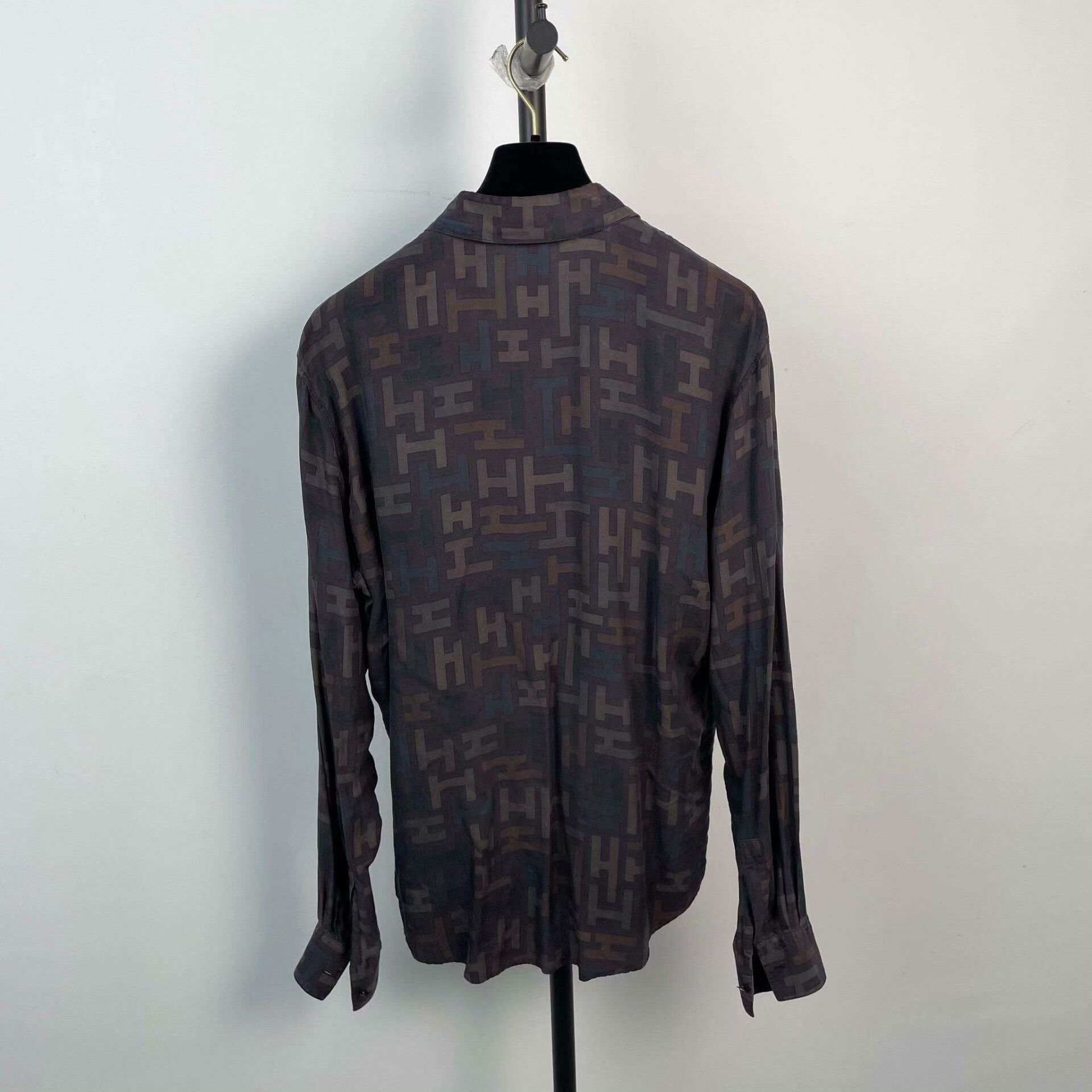 Hermes Hermès Brown Shirt Size 42 Size US XS / EU 42 / 0 - 2 Thumbnail
