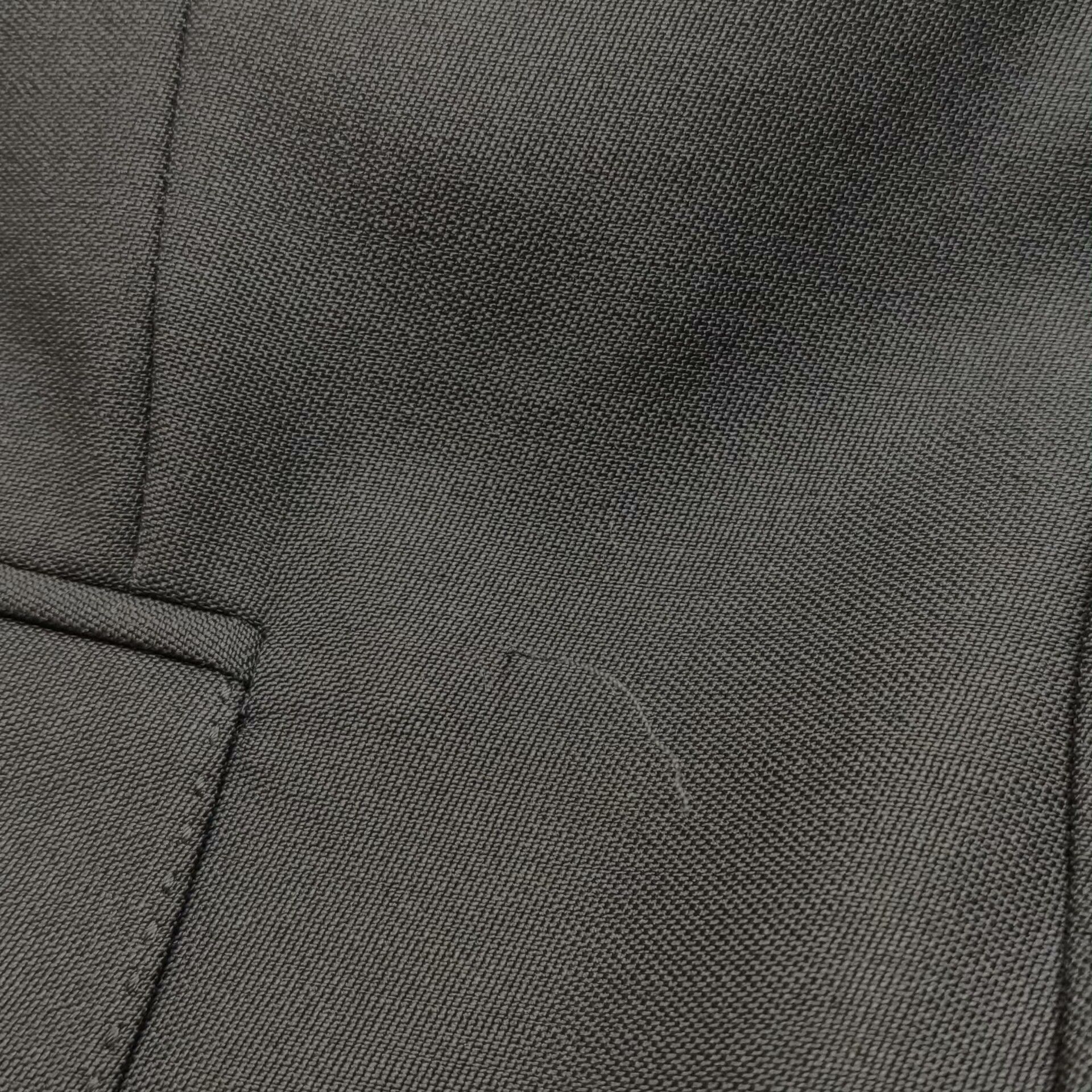 Burberry Burberry Men's Tailored Suit Size US S / EU 44-46 / 1 - 9 Thumbnail