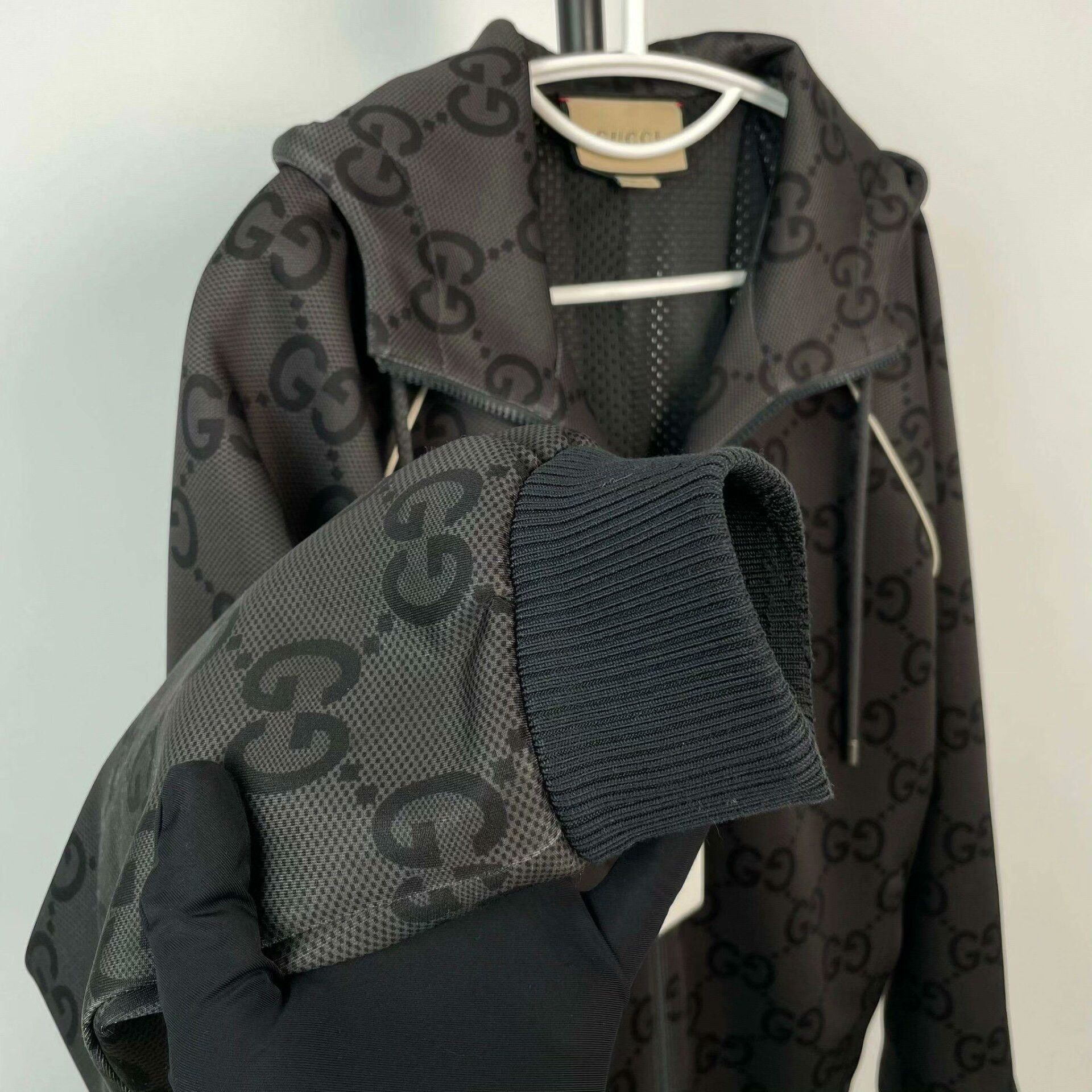 Gucci Gucci Logo Print Hooded Jacket M Size US M / EU 48-50 / 2 - 6 Thumbnail