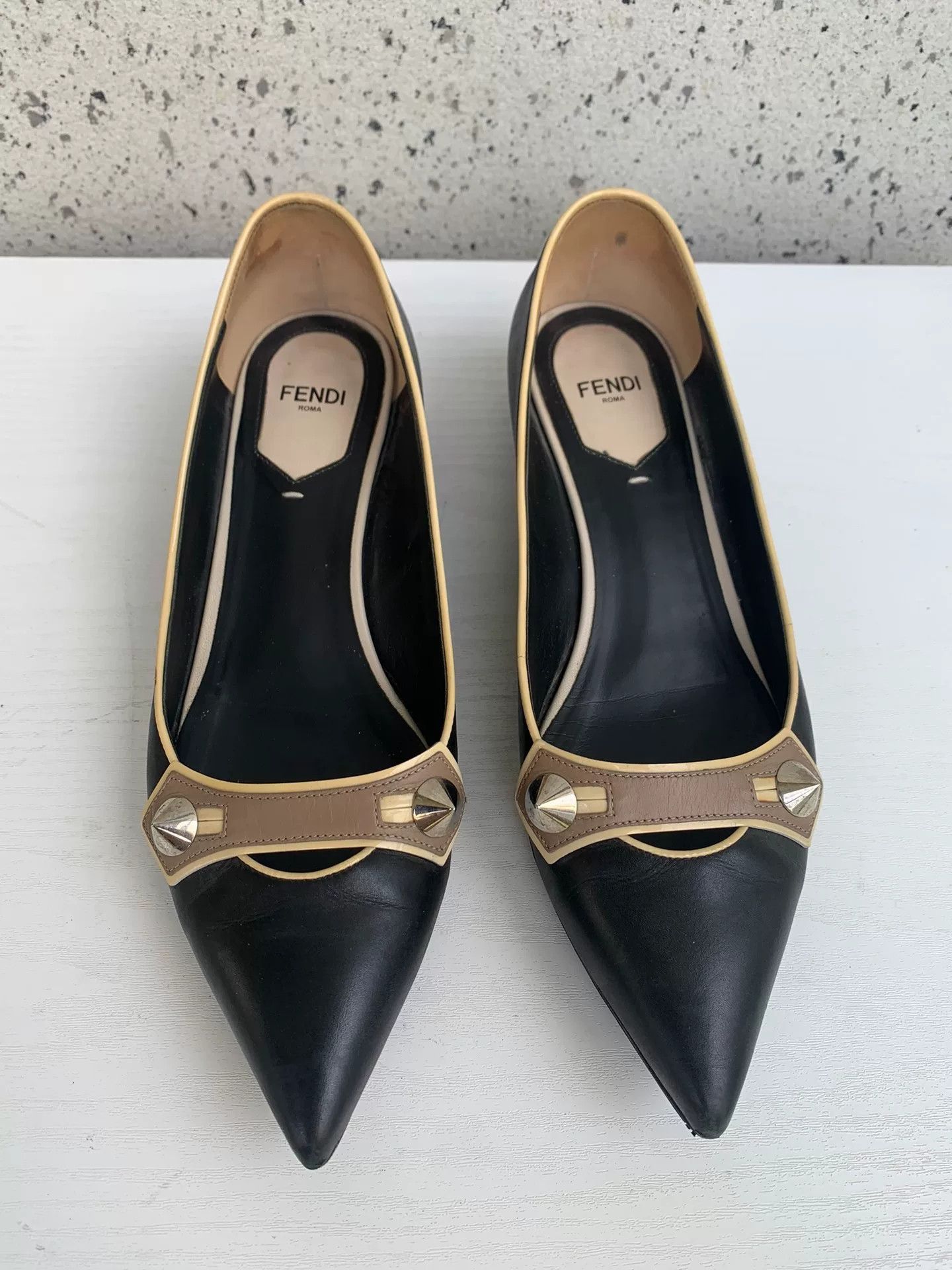 Fendi Fendi Black Pointed Toe Flat Shoes Size US 6 / IT 36 - 2 Thumbnail