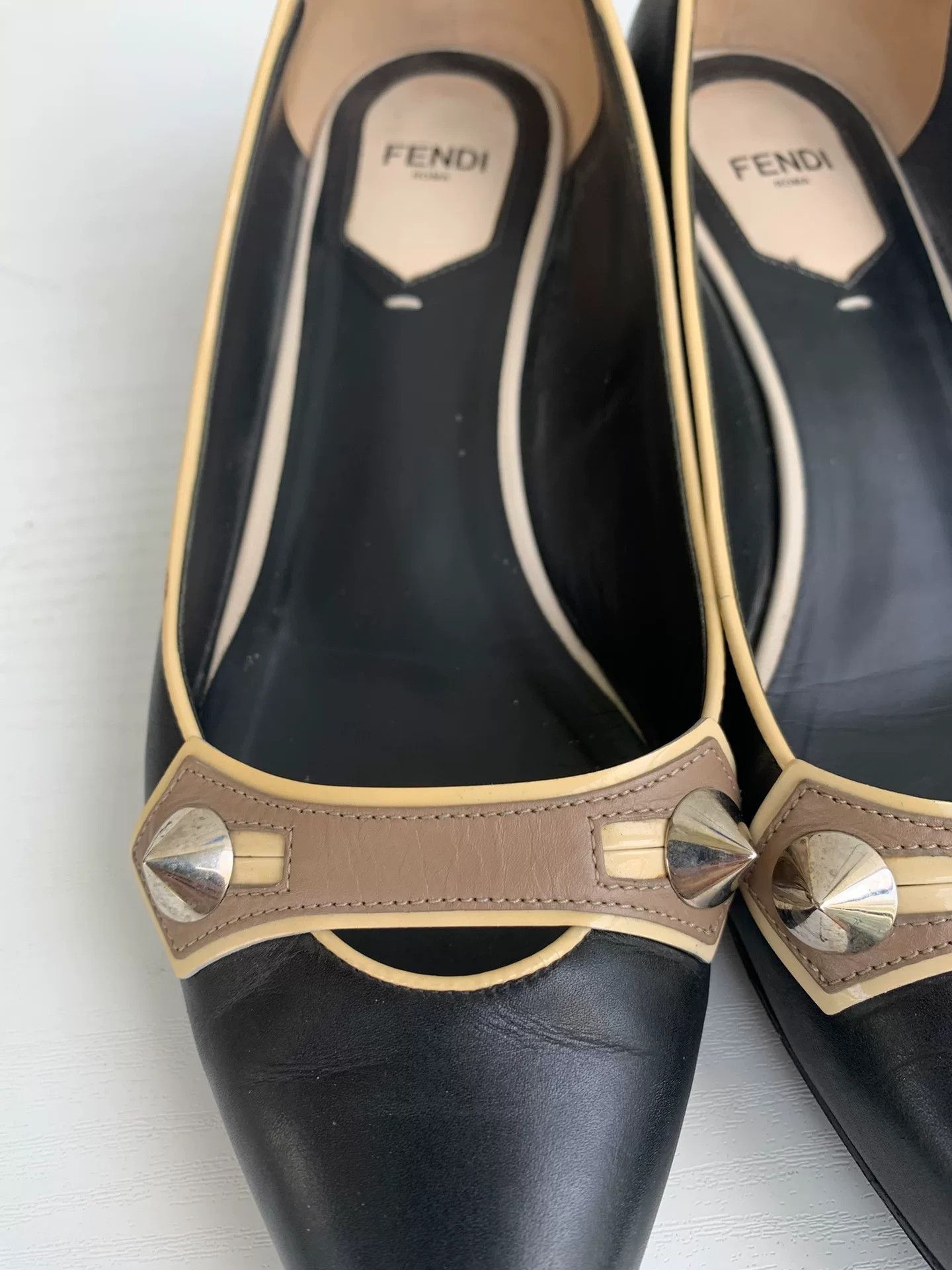 Fendi Fendi Black Pointed Toe Flat Shoes Size US 6 / IT 36 - 4 Thumbnail