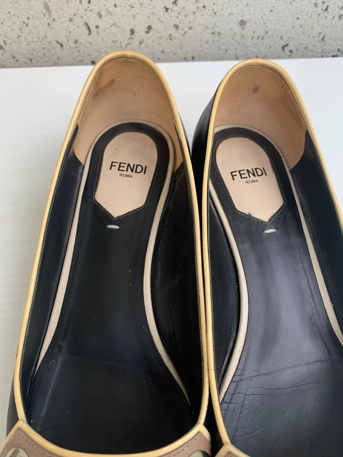 Fendi Fendi Black Pointed Toe Flat Shoes Size US 6 / IT 36 - 6 Thumbnail