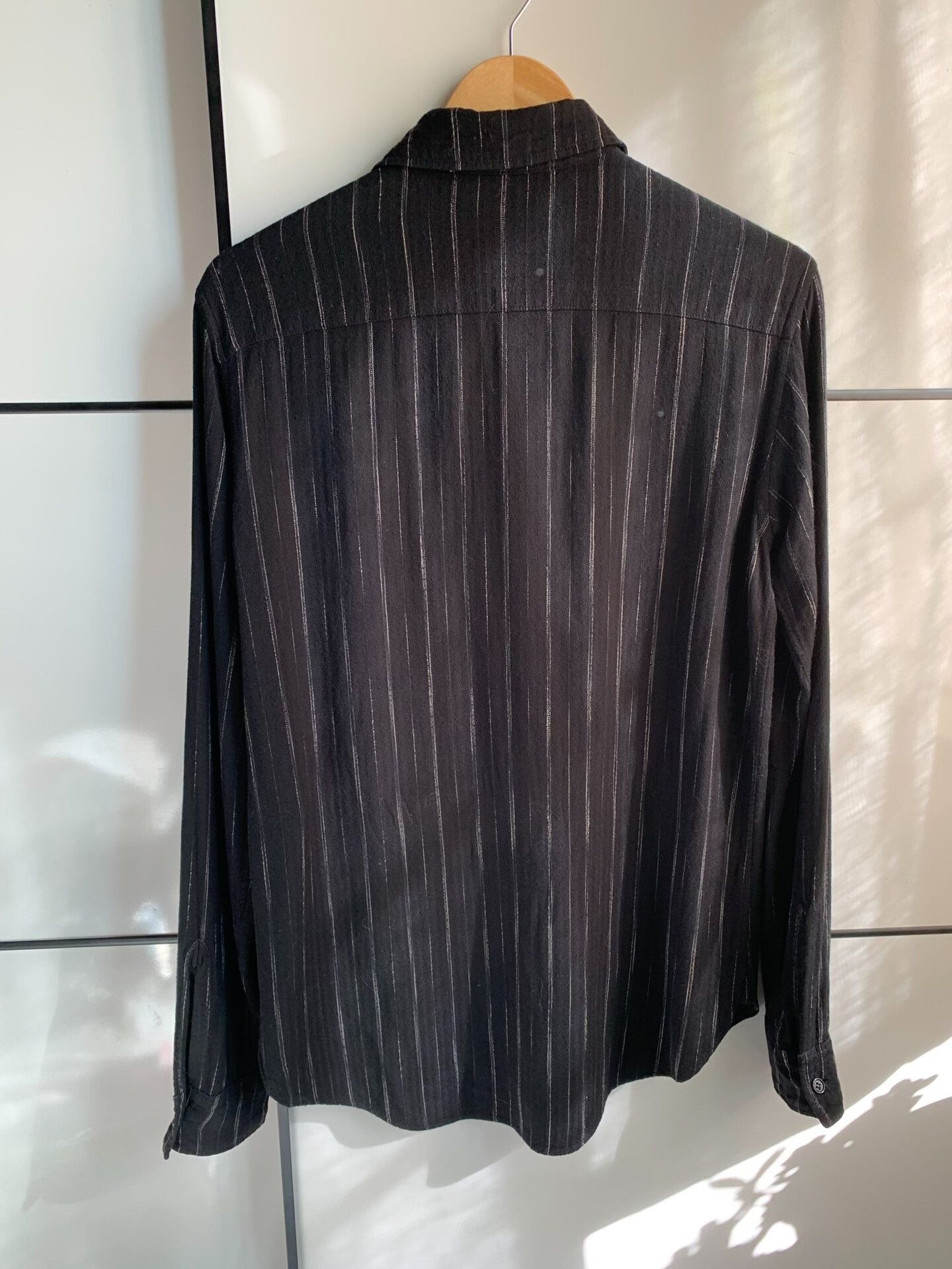 Saint Laurent Paris Saint Laurent Men's Striped Shirt Size US XS / EU 42 / 0 - 7 Thumbnail