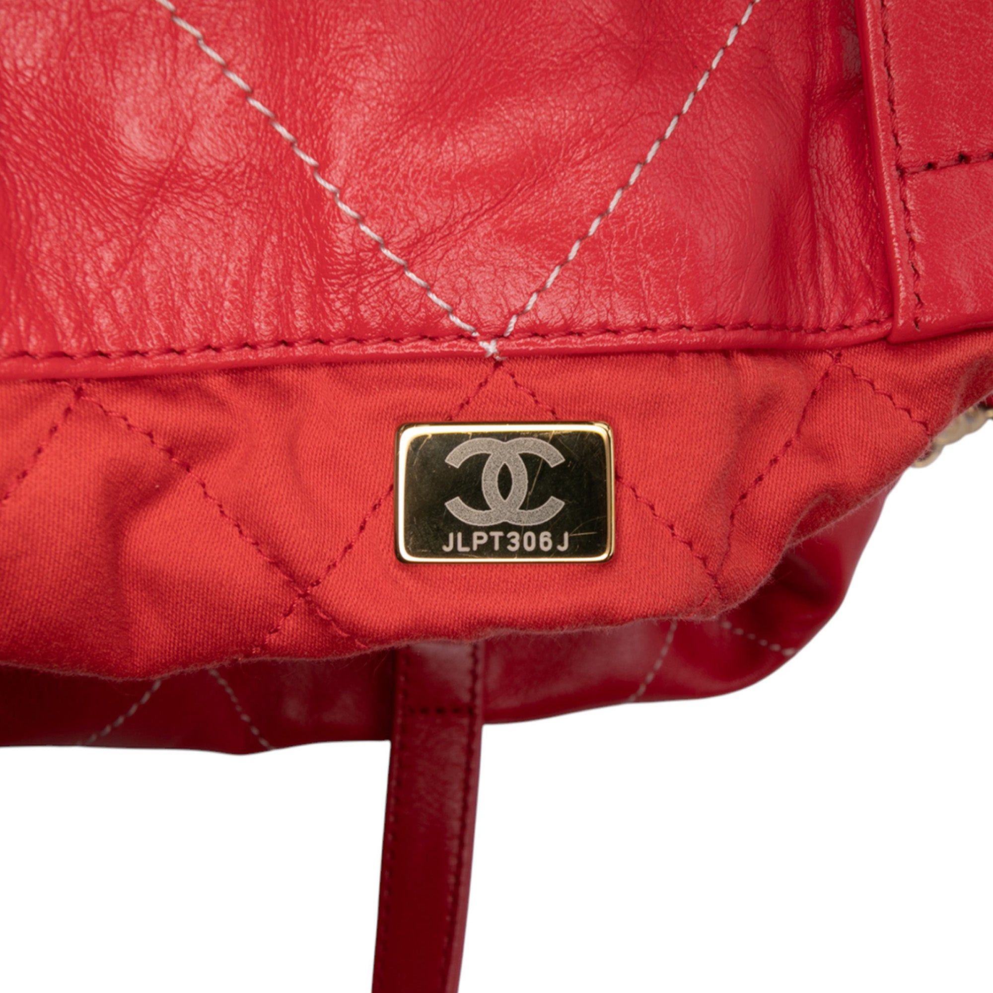 Chanel Large Shiny Quilted Calfskin 22 Backpack Size ONE SIZE - 6 Thumbnail