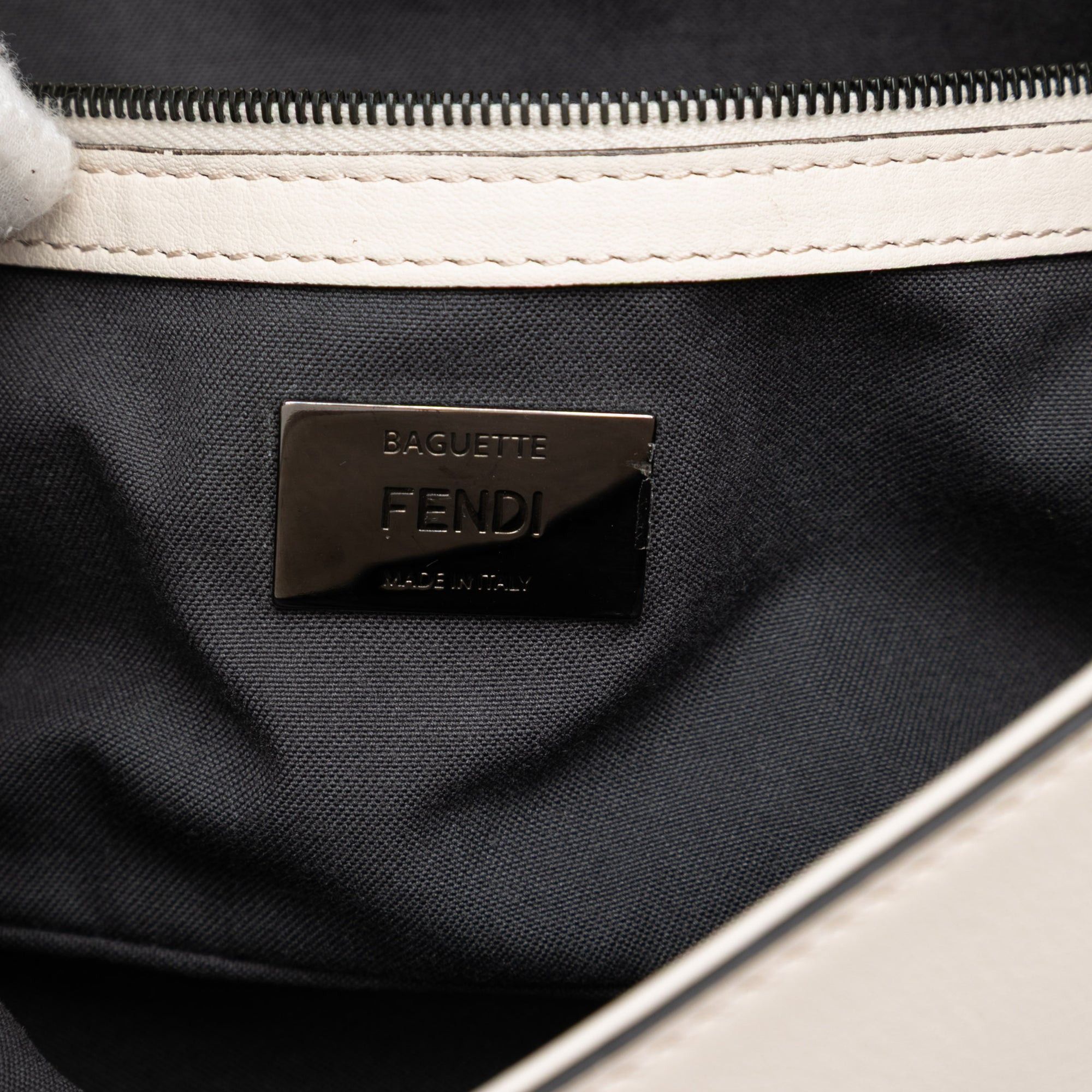 Fendi Whipstitch Leather Baguette Crossbody Size ONE SIZE - 5 Thumbnail