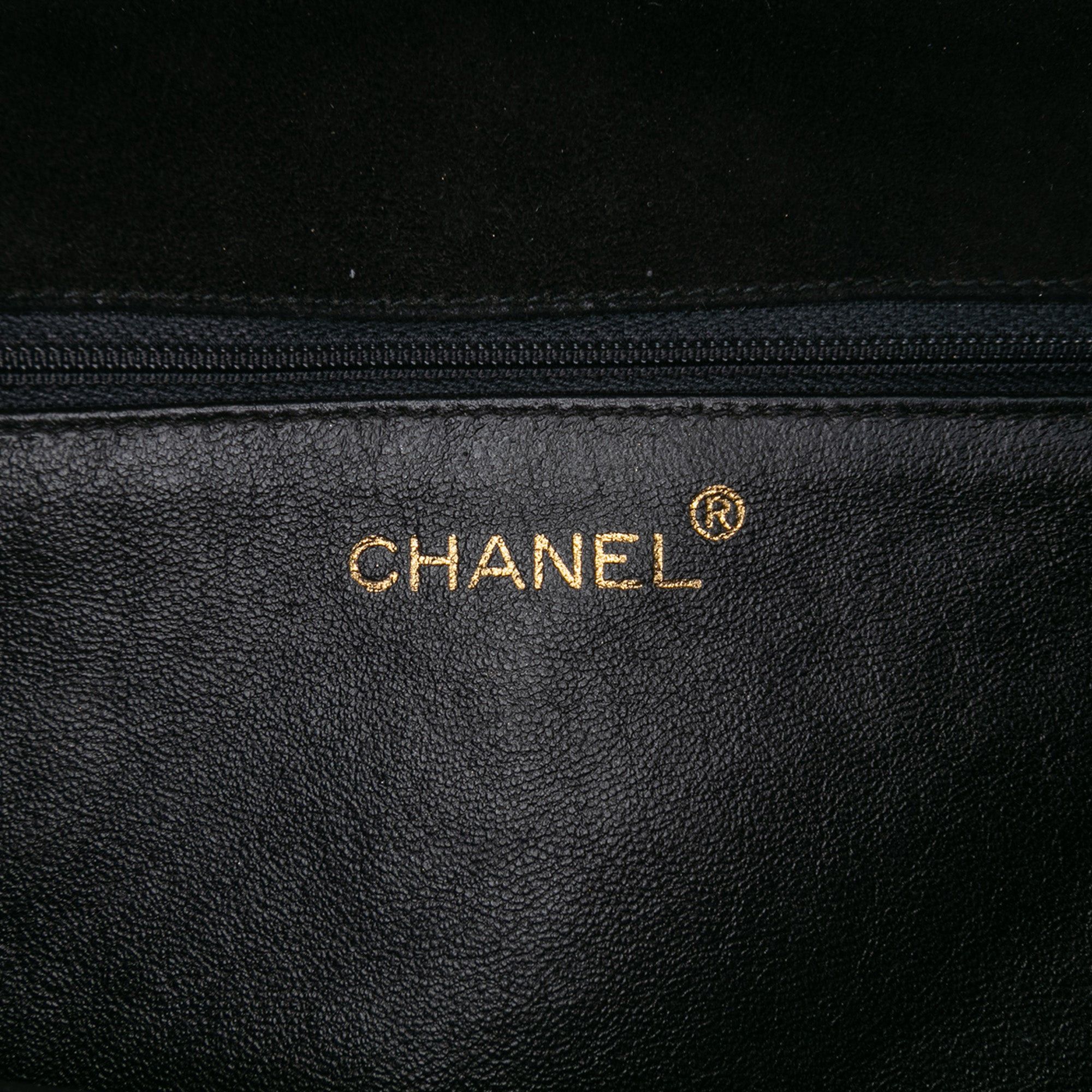 Chanel Quilted Suede Tassel Flap Size ONE SIZE - 5 Thumbnail