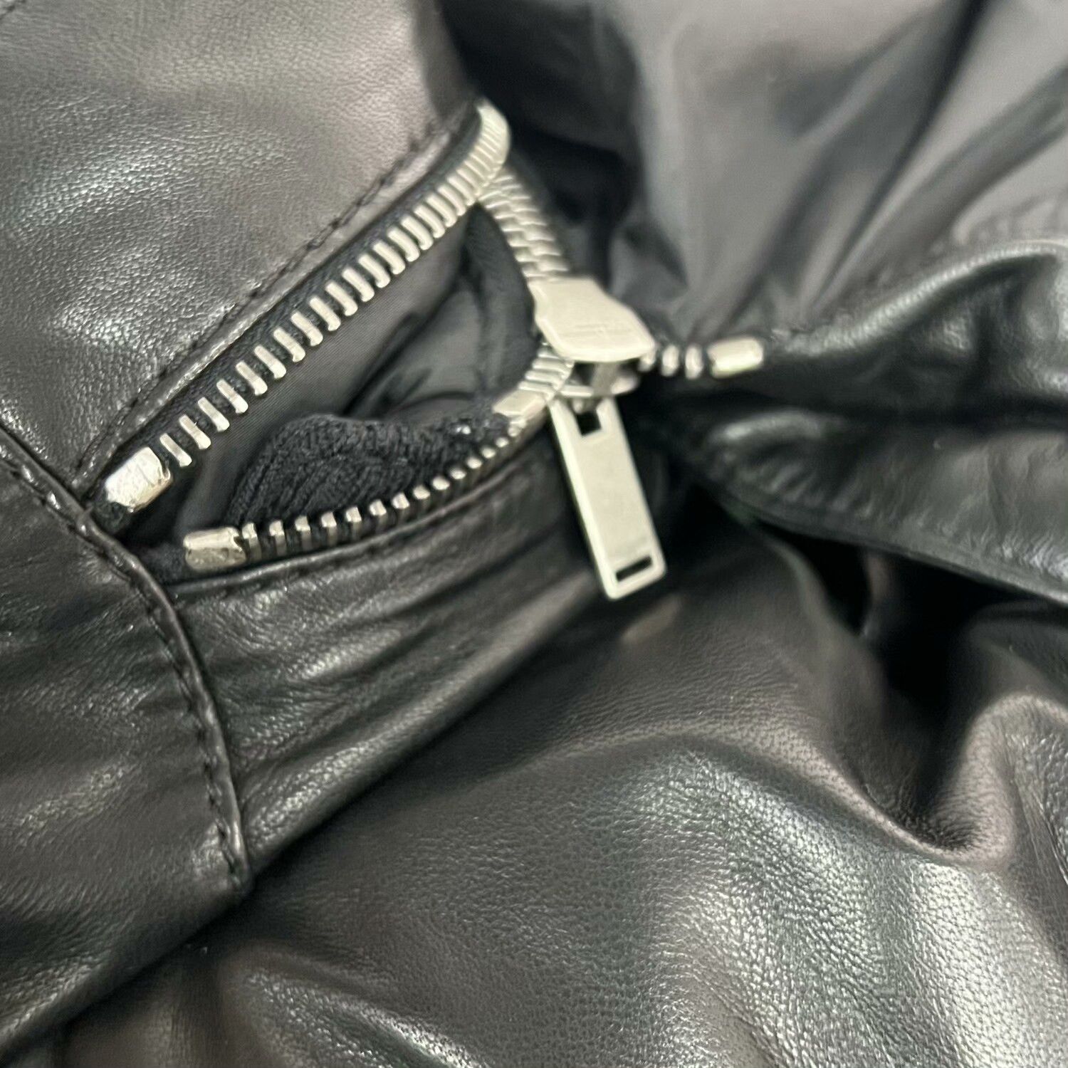 Saint Laurent Paris Saint Laurent Black Sheepskin Down Jacket Size US XXS / EU 40 - 4 Thumbnail
