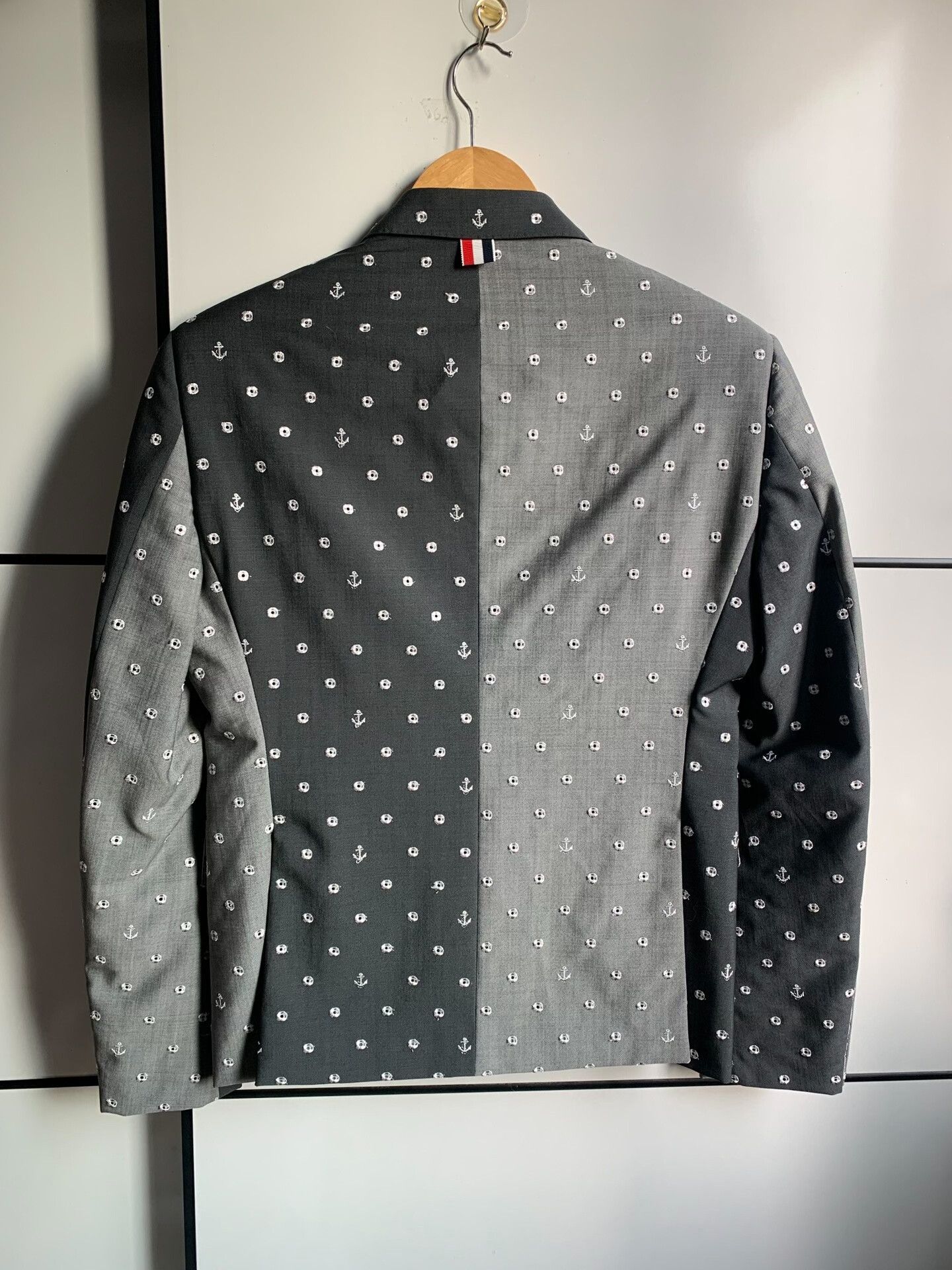 Thom Browne Thom Browne Anchor Embroidery Blazer Size US S / EU 44-46 / 1 - 2 Thumbnail