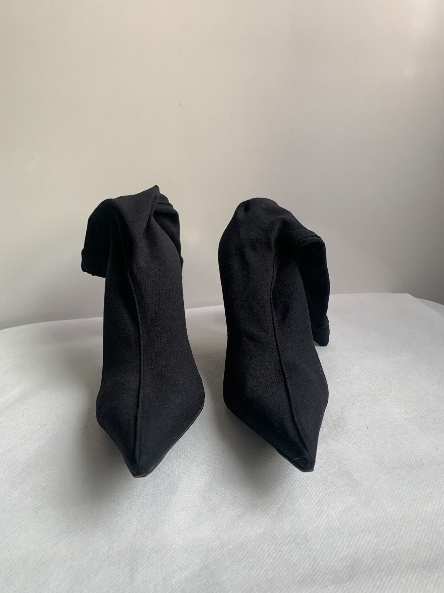 Balenciaga Balenciaga Pointed Toe Sock Boots Size US 5 / IT 35 - 2 Thumbnail