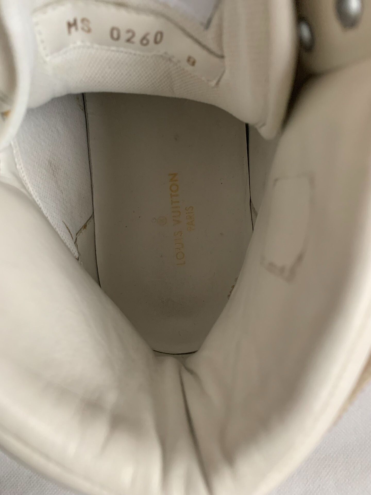 Louis Vuitton Louis Vuitton White Monogram High-Top Sneakers Size US 9 / EU 42 - 6 Thumbnail