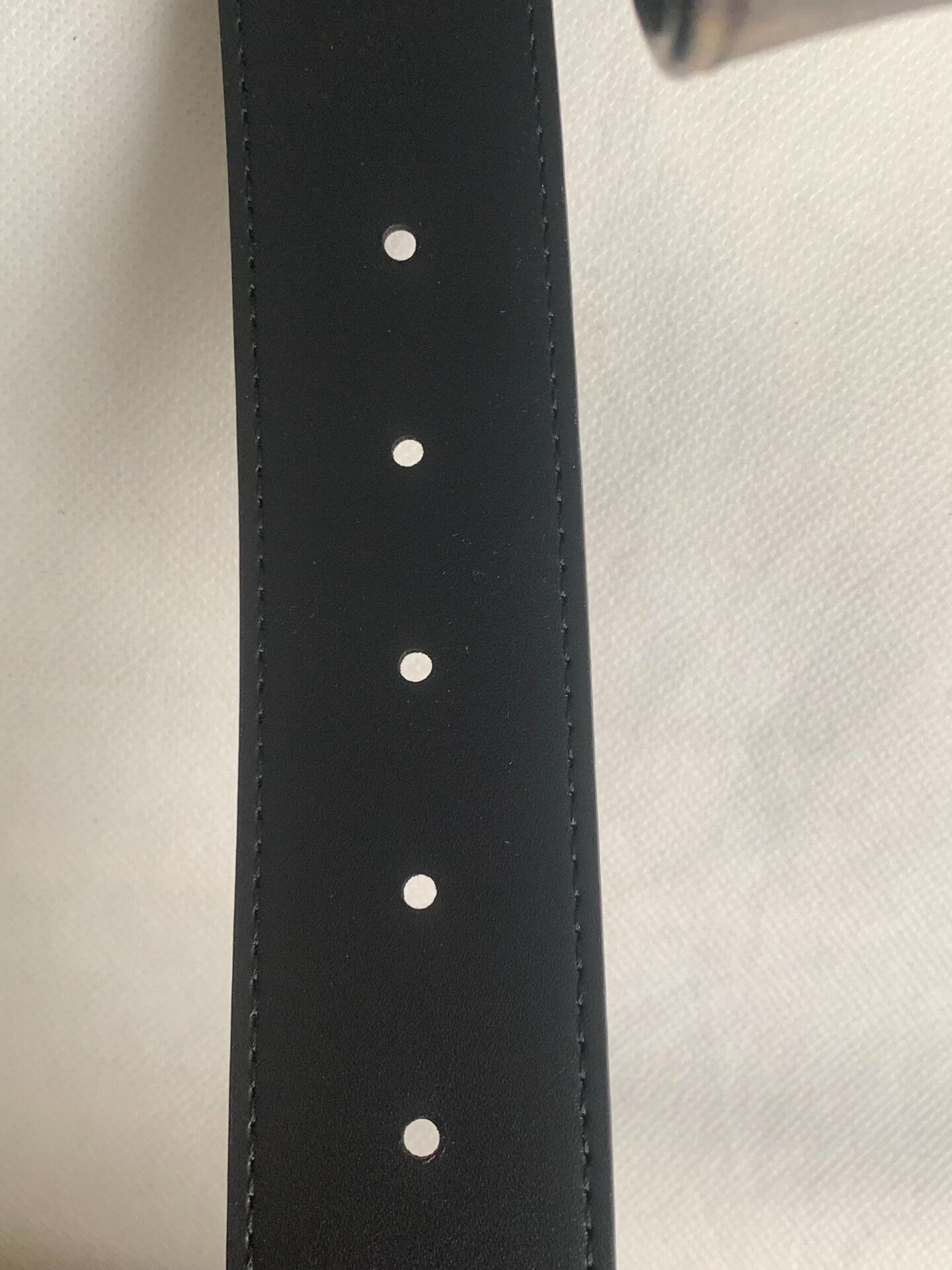 Louis Vuitton Louis Vuitton Men's Black Logo Belt Size ONE SIZE - 3 Thumbnail
