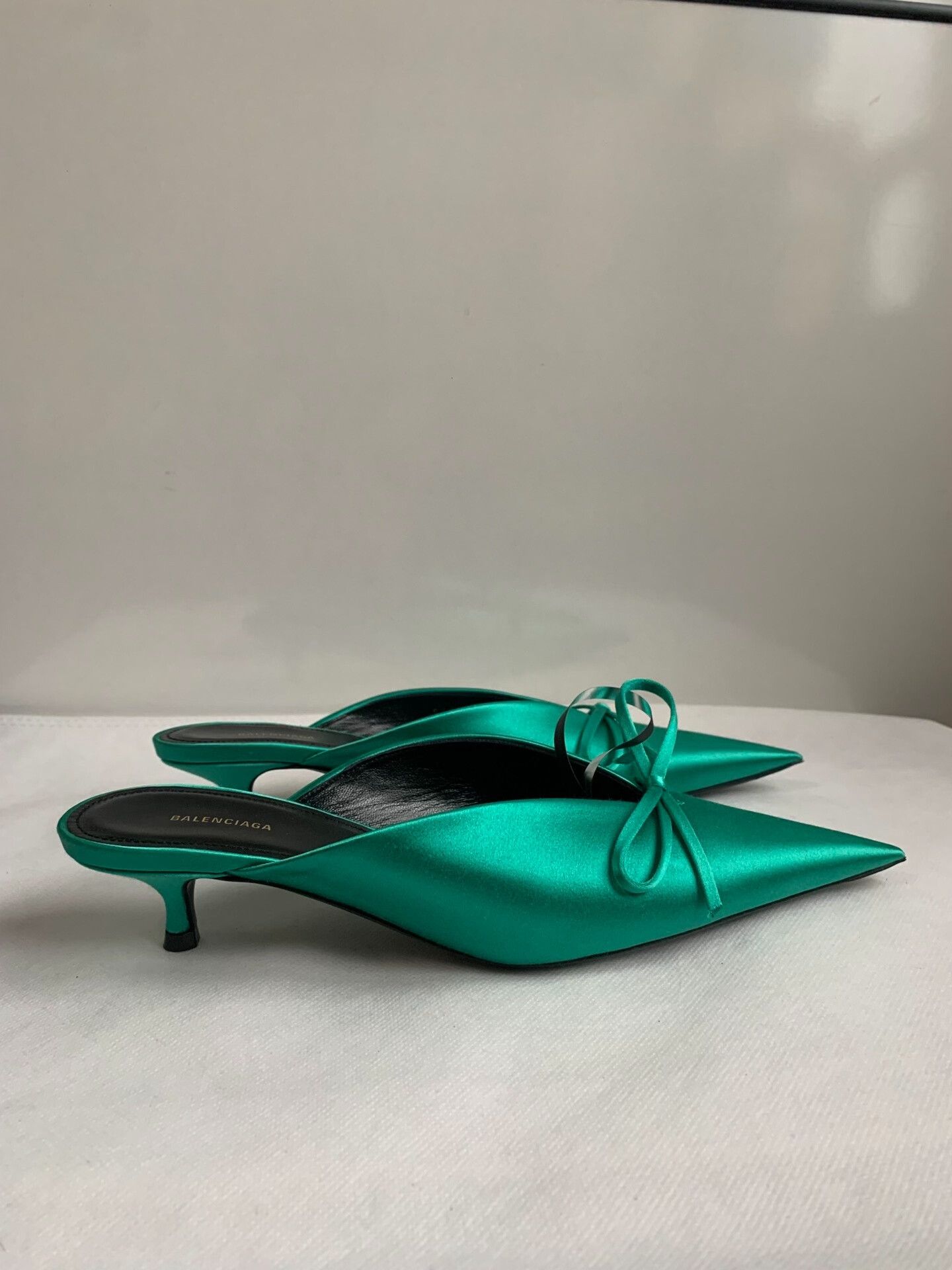 Balenciaga Balenciaga Green Bow Mules Size US 4 / IT 34 - 3 Thumbnail