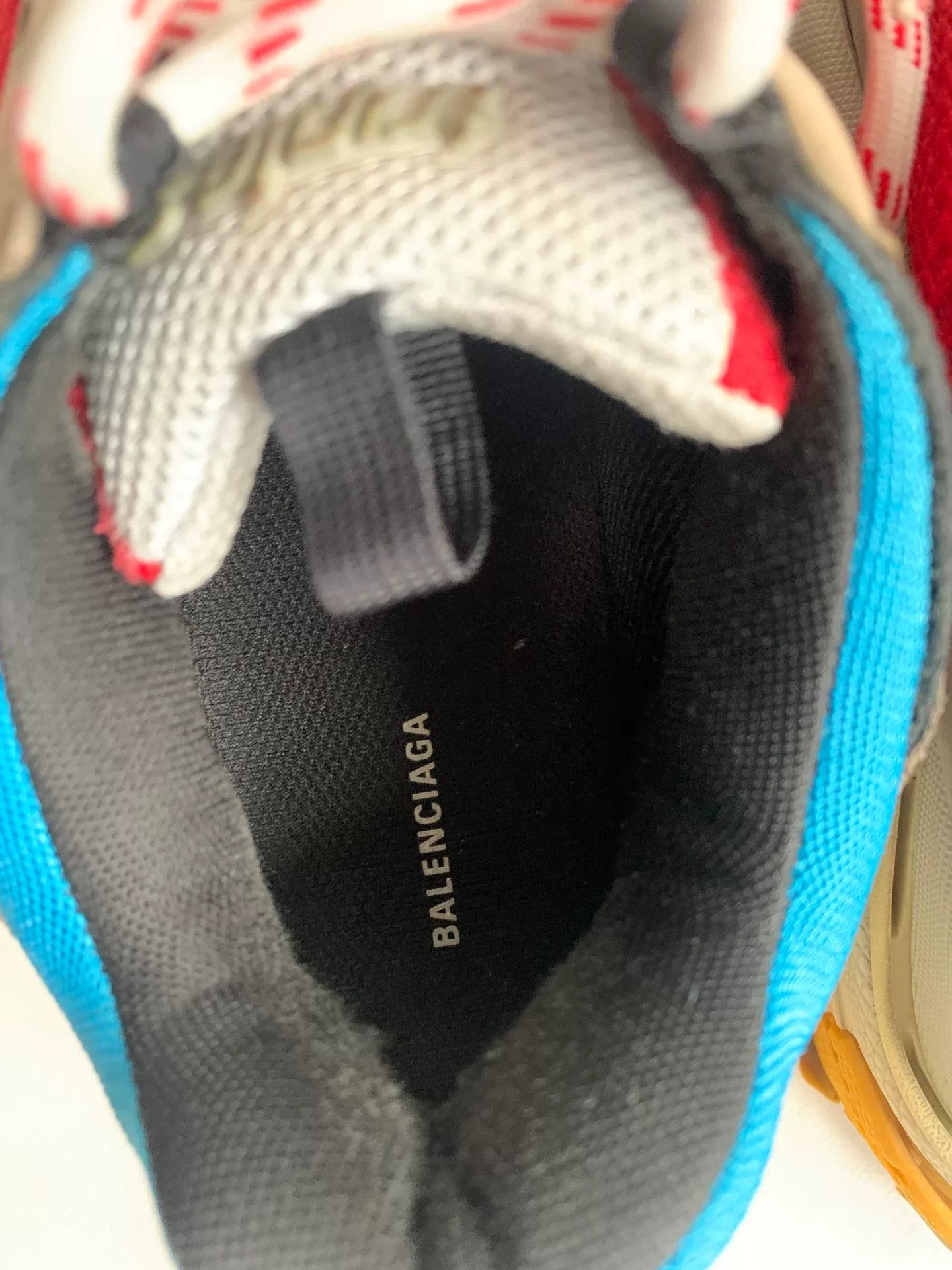 Balenciaga Balenciaga Dad Shoes Size 40 Red Blue Size US 7 / EU 40 - 7 Thumbnail