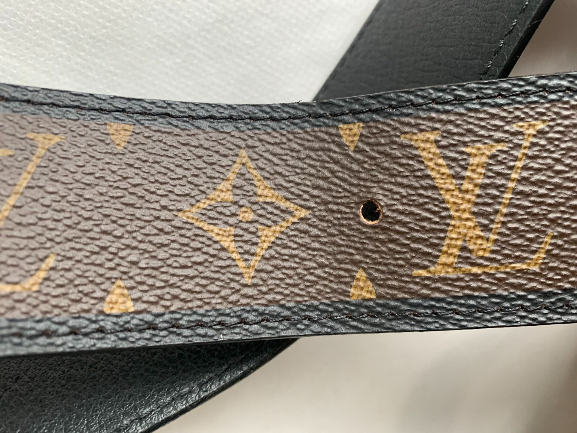 Louis Vuitton LV Classic Monogram Belt Size ONE SIZE - 3 Thumbnail