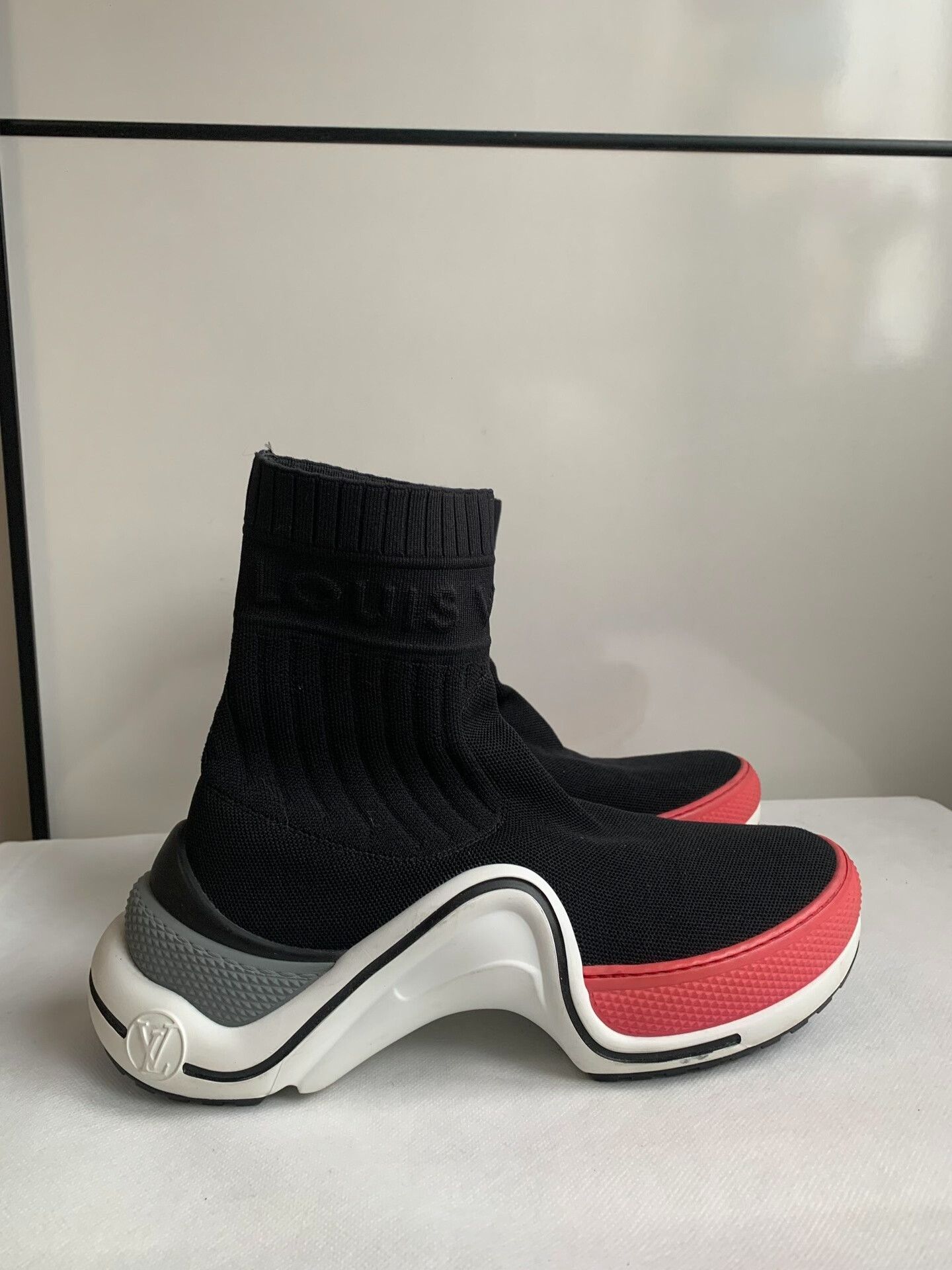 Louis Vuitton LV Archlight Women's Sneakers Size US 6 / IT 36 - 3 Thumbnail