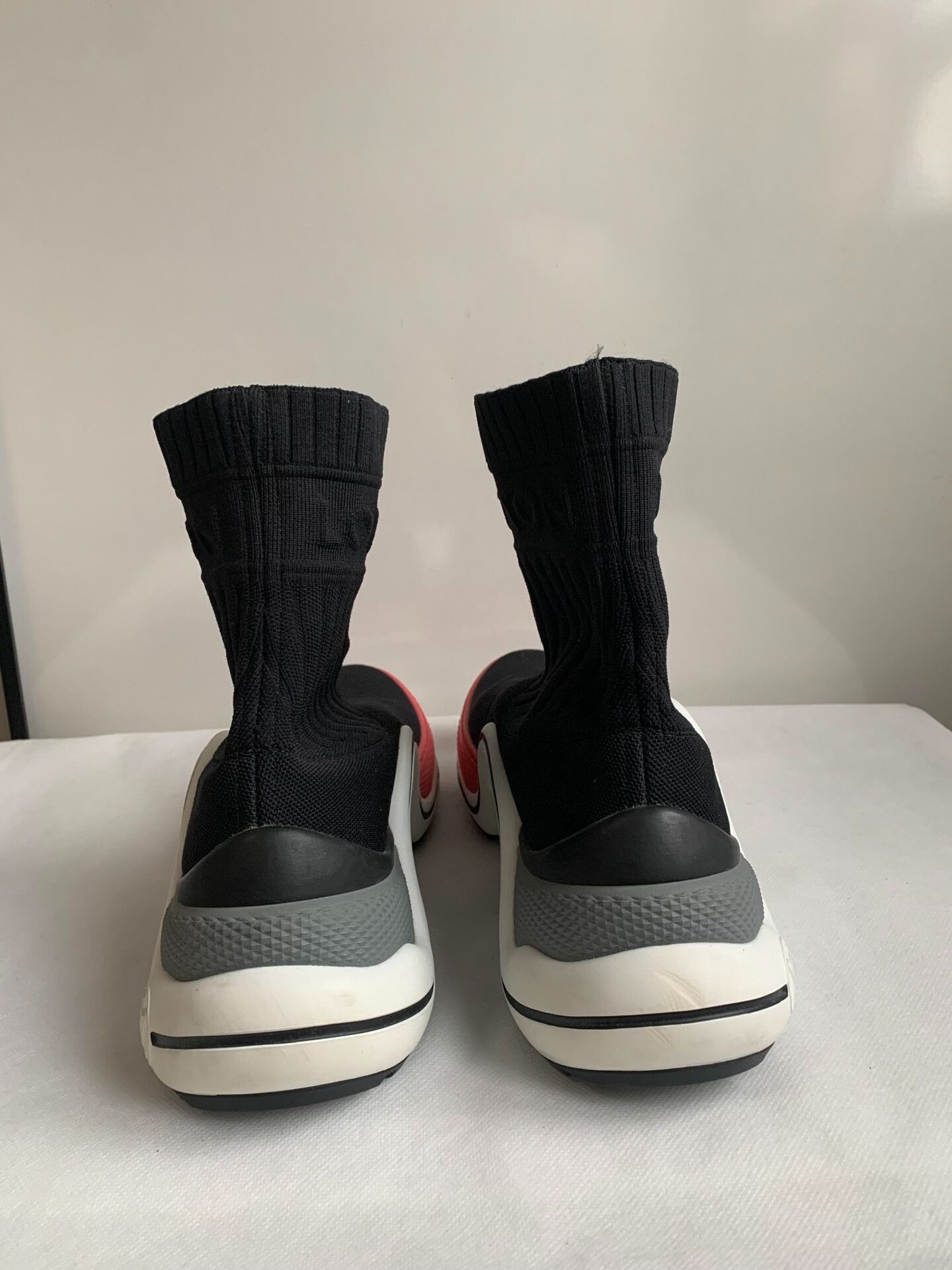 Louis Vuitton LV Archlight Women's Sneakers Size US 6 / IT 36 - 4 Thumbnail
