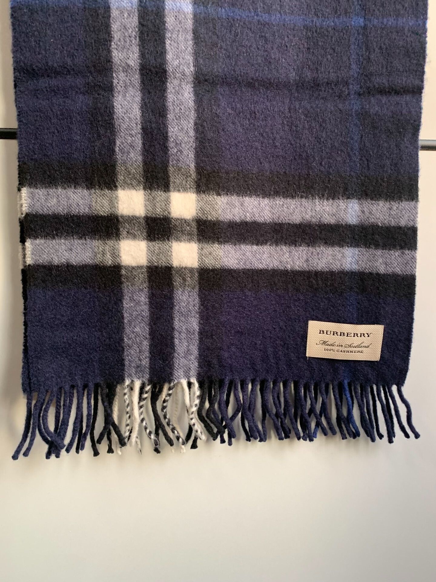 Burberry Burberry Classic Check Cashmere Scarf Size ONE SIZE - 5 Thumbnail