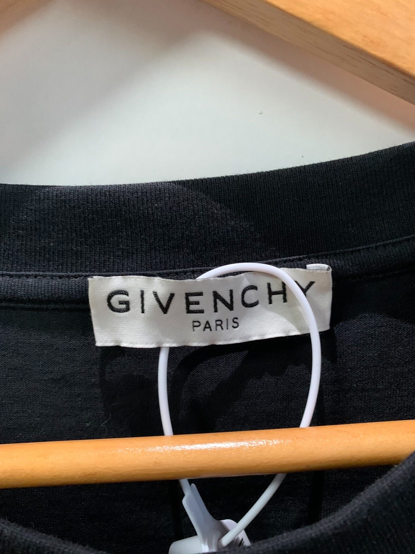 Givenchy Givenchy Black Short-Sleeve T-Shirt Size US L / EU 52-54 / 3 - 2 Thumbnail