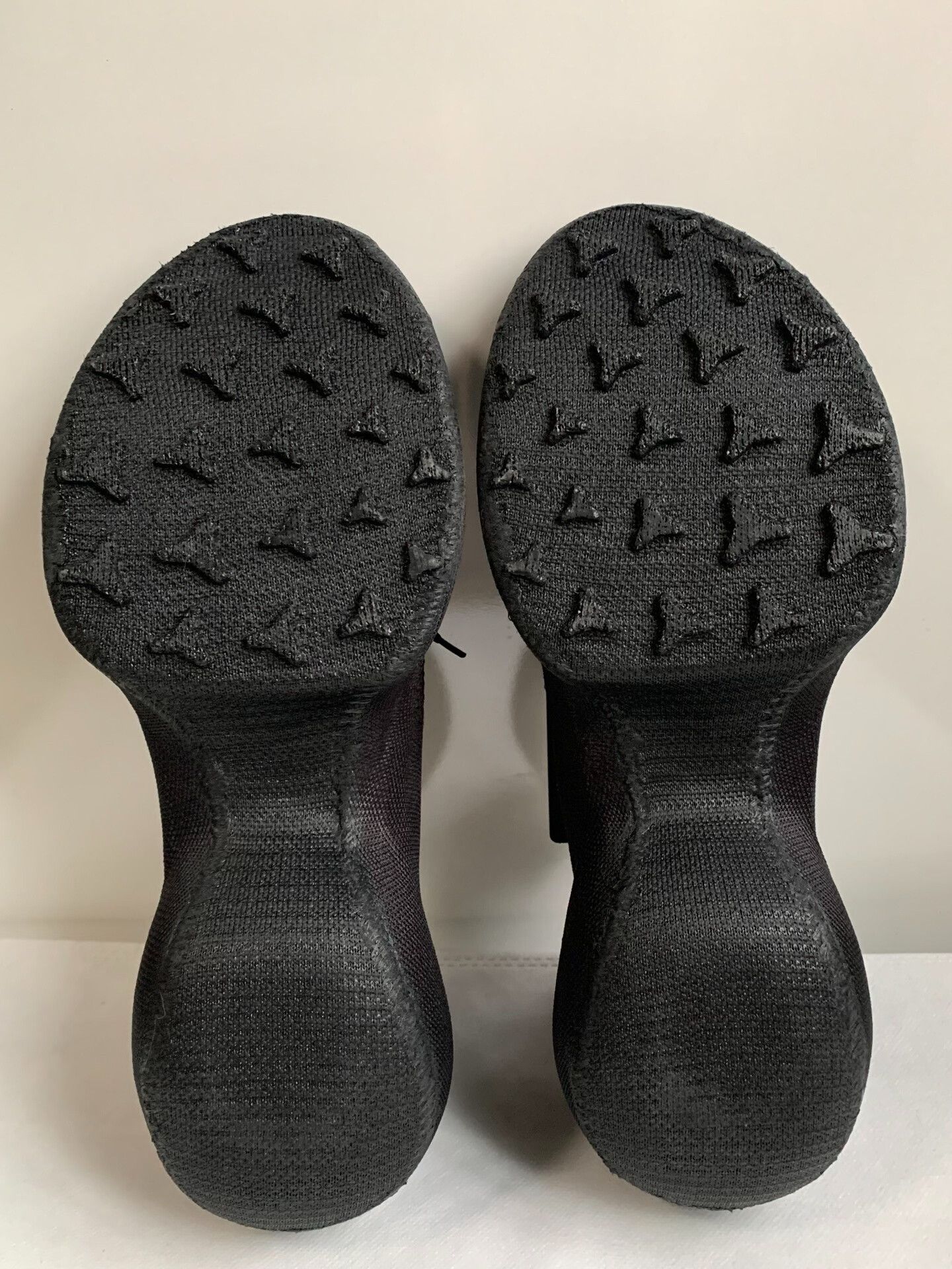 Givenchy Givenchy TK-360 Men's Low-Top Sneakers Size US 9 / EU 42 - 8 Thumbnail
