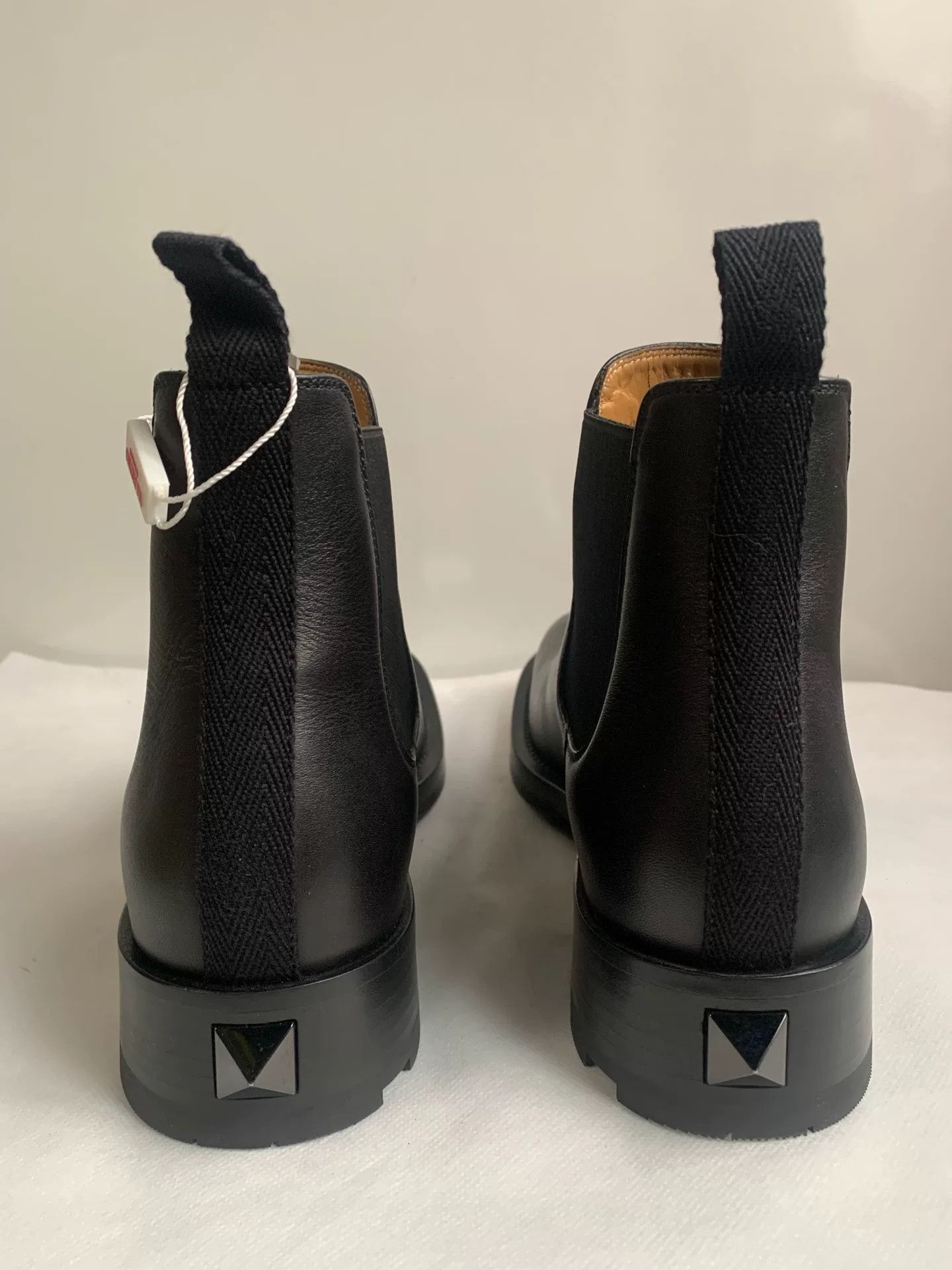 Valentino Valentino Men's Classic Chelsea Boots Size US 8 / EU 41 - 4 Thumbnail
