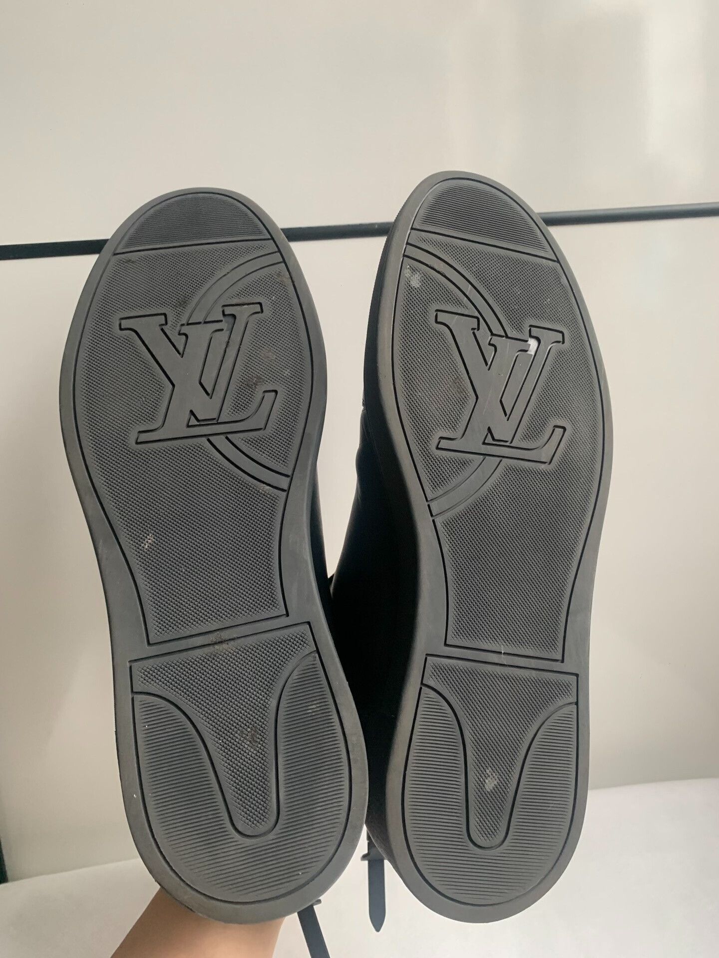 Louis Vuitton Louis Vuitton Checkered Mid-Top Men's Shoes Size US 8.5 / EU 41-42 - 8 Thumbnail