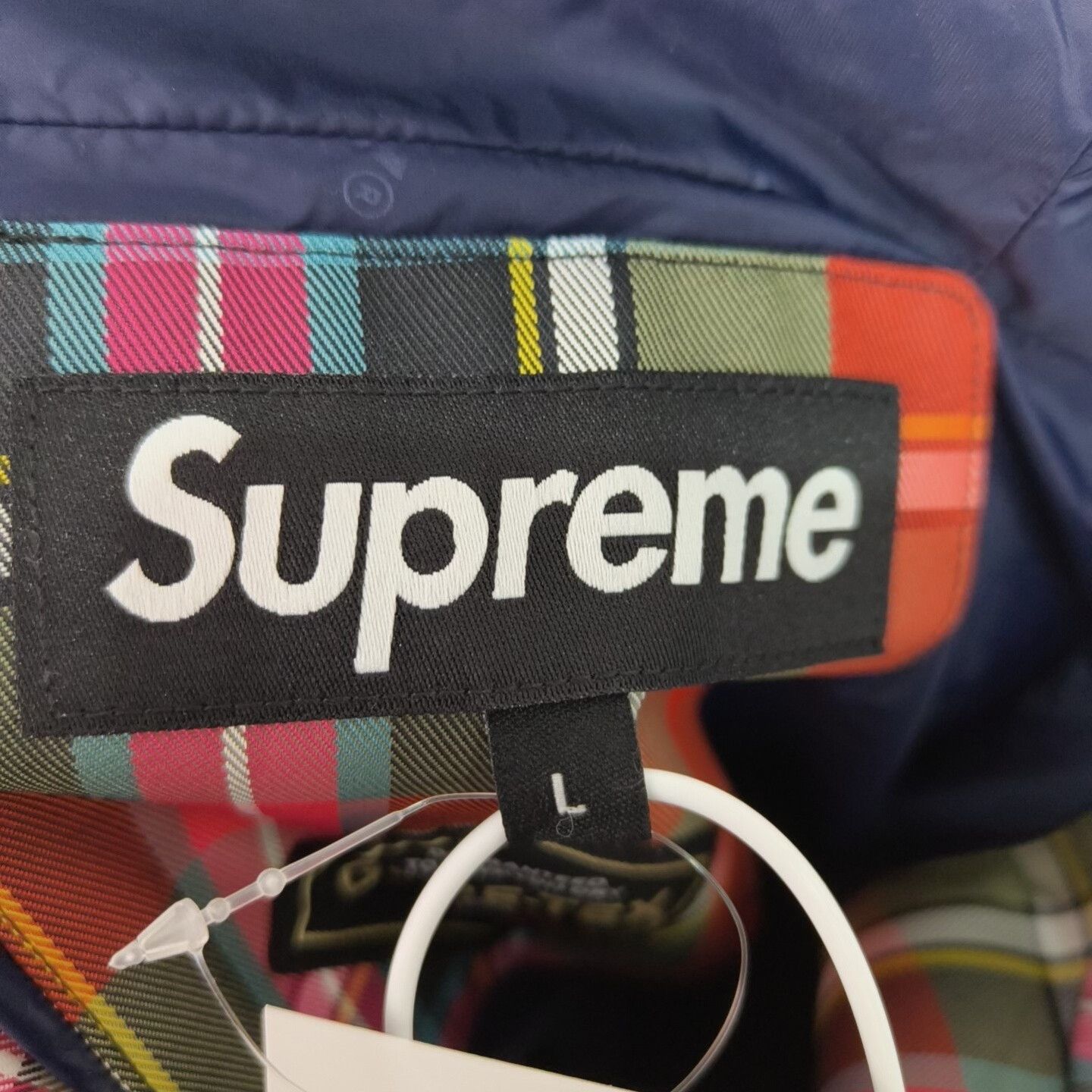 Supreme Supreme x GORE-TEX Plaid Jacket Size US L / EU 52-54 / 3 - 3 Thumbnail