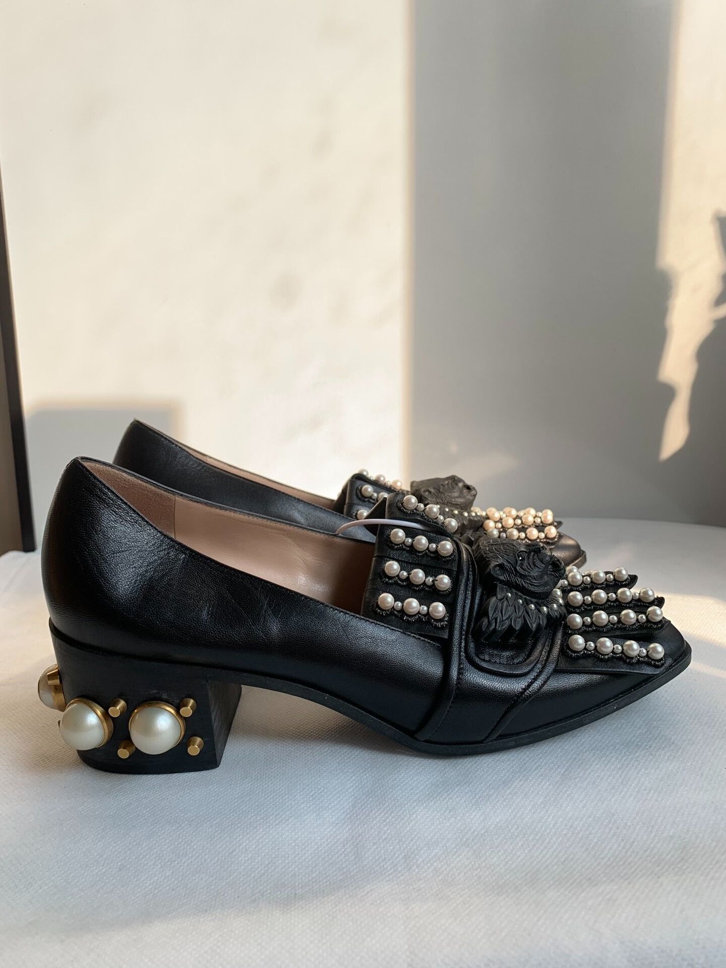 Gucci Gucci Black Pearl Leather Shoes 37.5 Size US 6.5 / IT 36.5 - 4 Thumbnail
