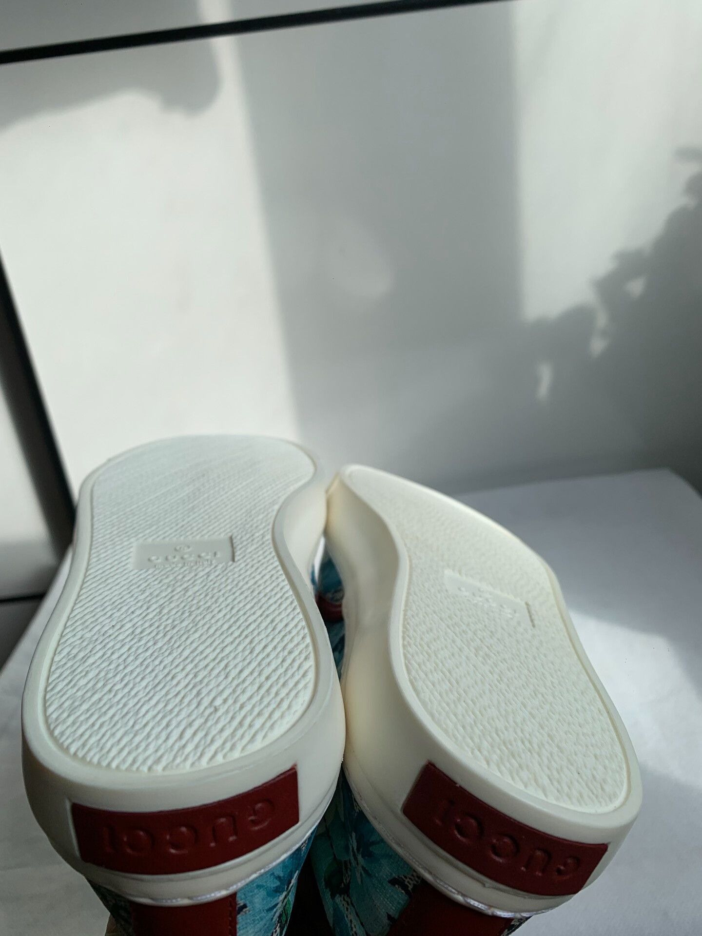 Gucci Gucci Floral Slip-On Canvas Shoes Size US 6 / IT 36 - 9 Thumbnail