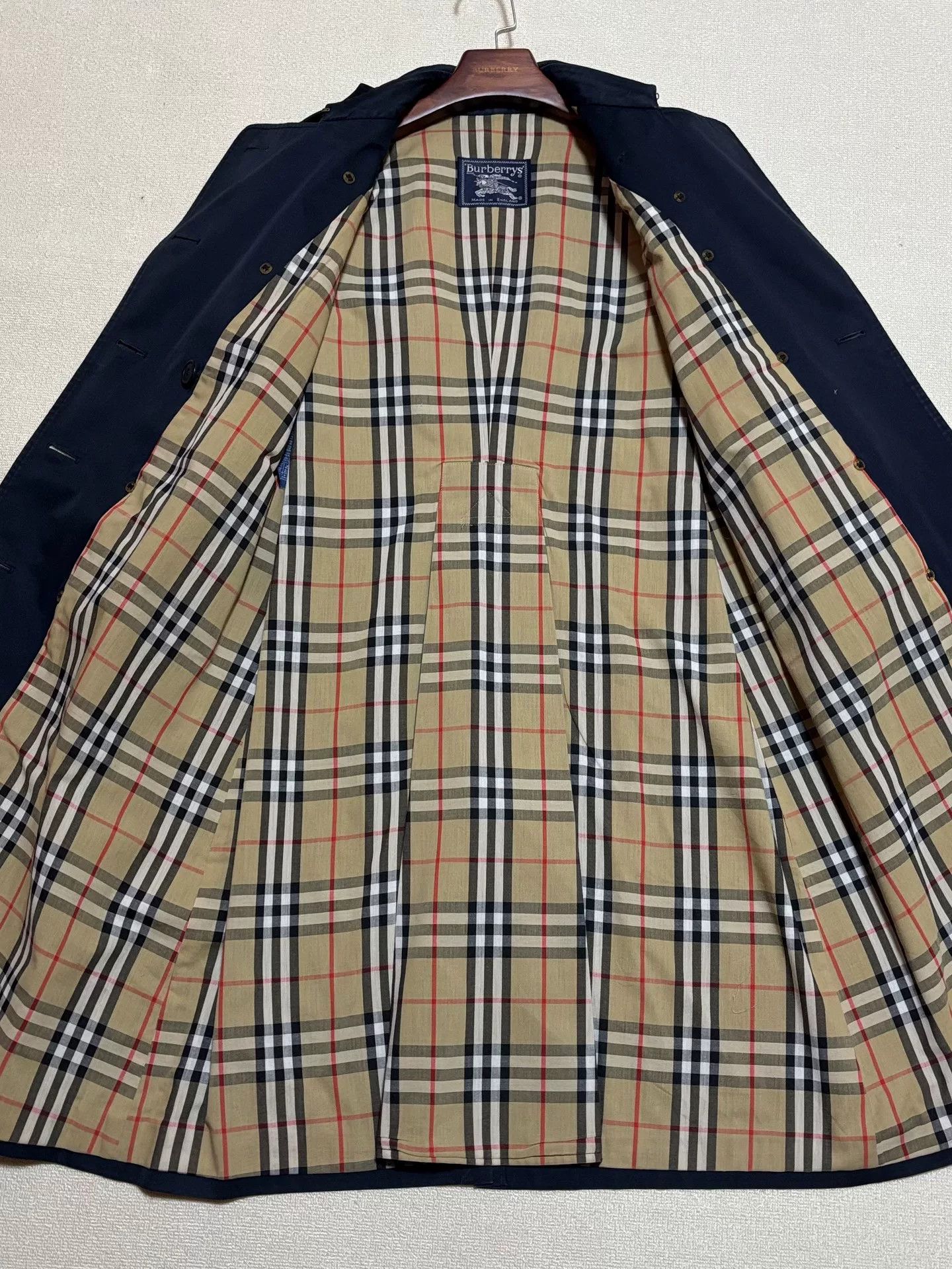 Burberry Burberry Women's Trench Coat Size M / US 6-8 / IT 42-44 - 5 Thumbnail