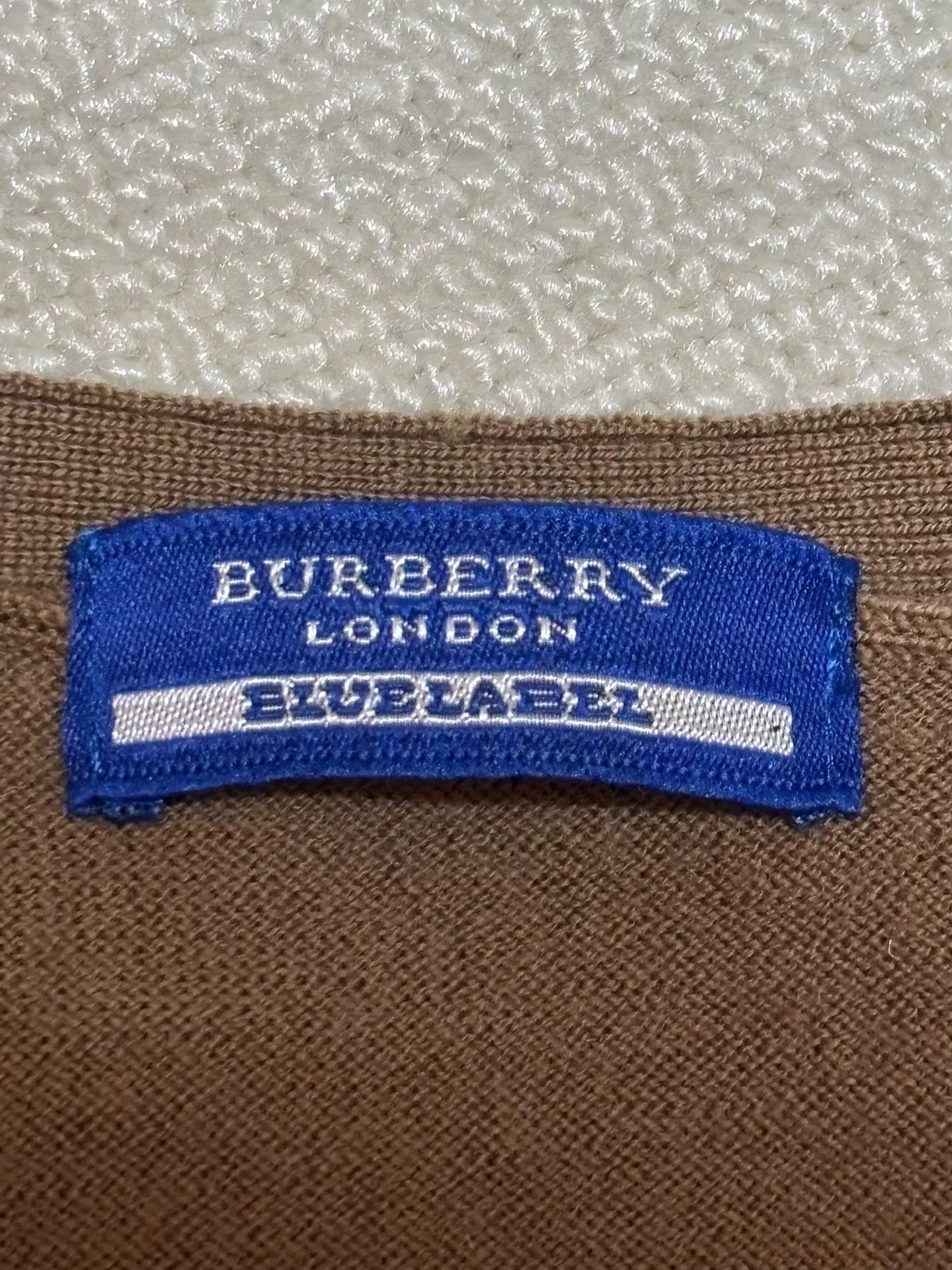 Burberry Burberry Women's Merino Wool Knit Sweater Size M / US 6-8 / IT 42-44 - 3 Thumbnail