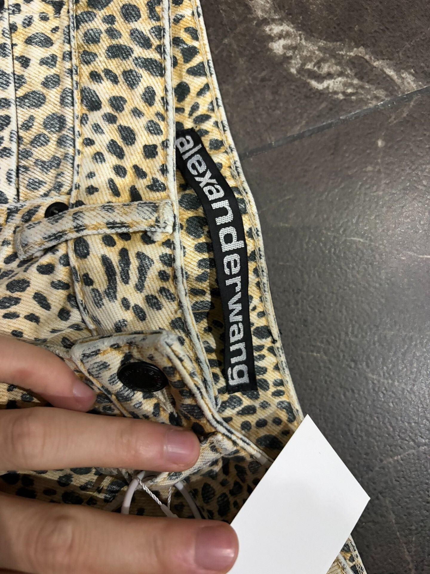 Alexander Wang Alexander Wang Leopard Wash Jeans Size 25" / US 0 / IT 36 - 2 Thumbnail