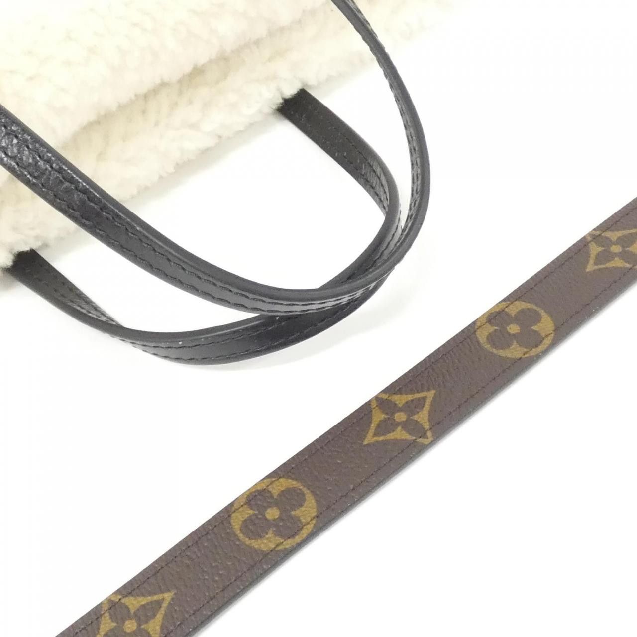 Louis Vuitton Louis Vuitton Louis Vuitton Monogram LV SKI Neverfull Inside Out BB Coated Canvas Shearling Bag Textile Tote Bag M26315 DUTY FREE for USA Size ONE SIZE - 4 Thumbnail