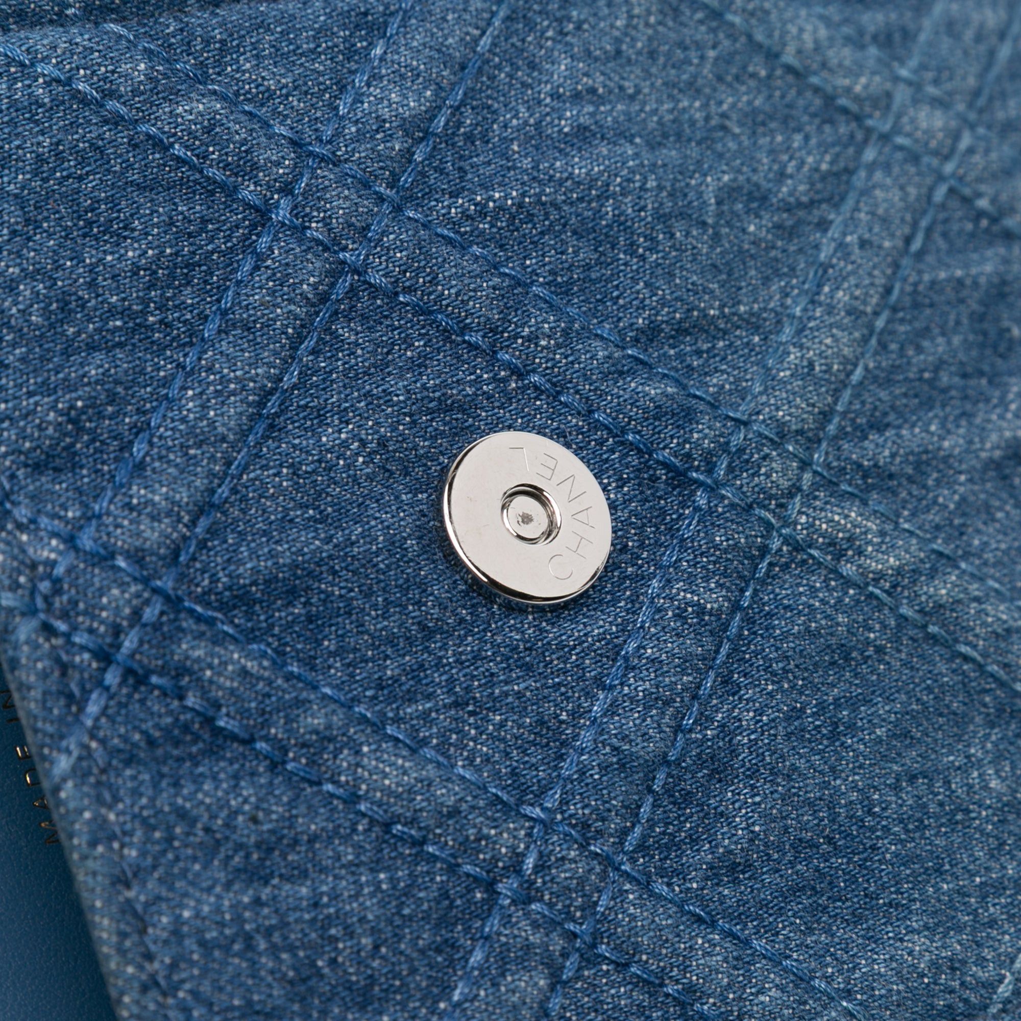 Chanel Denim 19 Phone Holder with Chain Size ONE SIZE - 7 Thumbnail