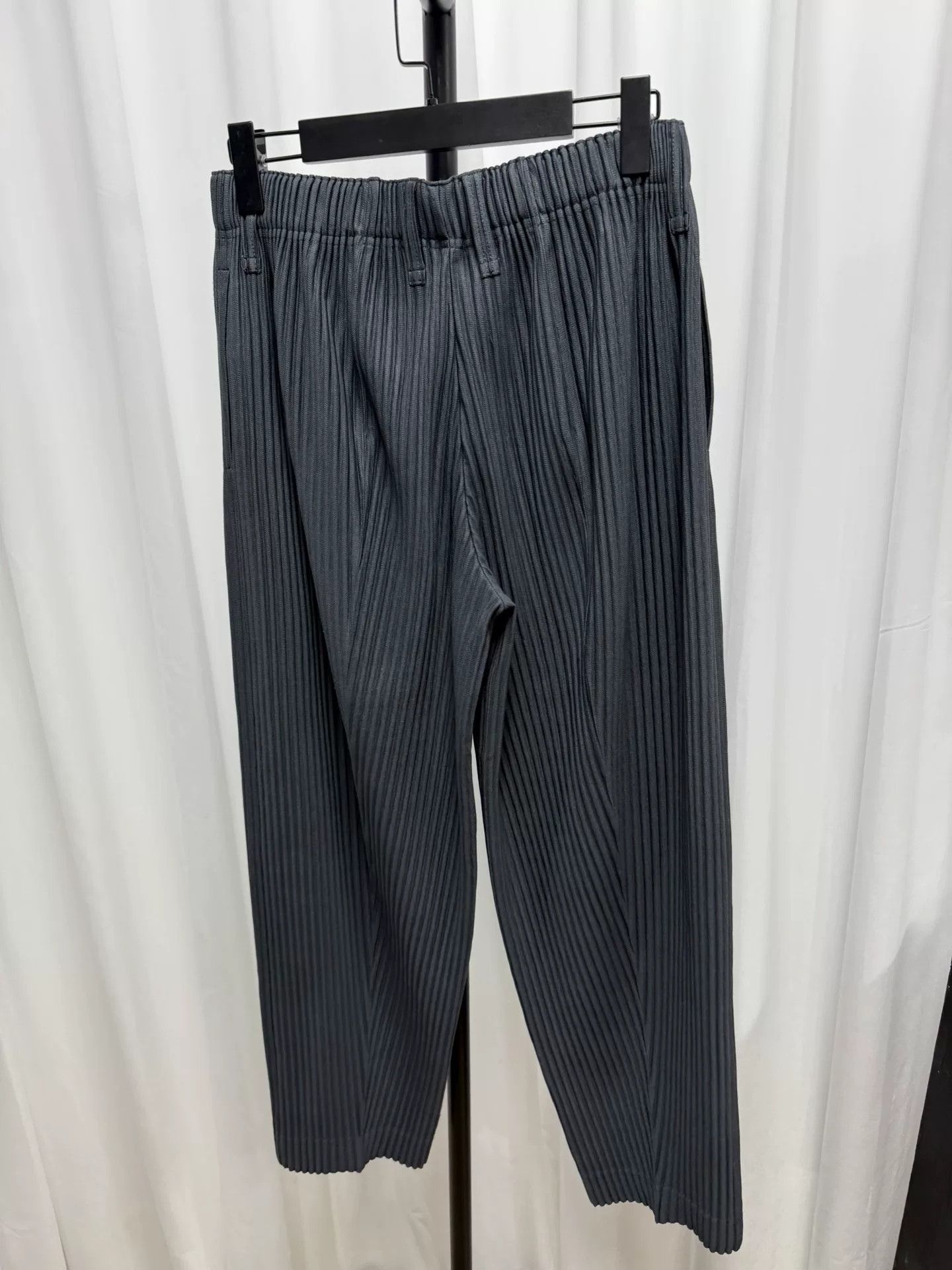 Homme Plisse Issey Miyake Issey Miyake Homme Plissé Striped Trousers Size US 28 / EU 44 - 4 Thumbnail