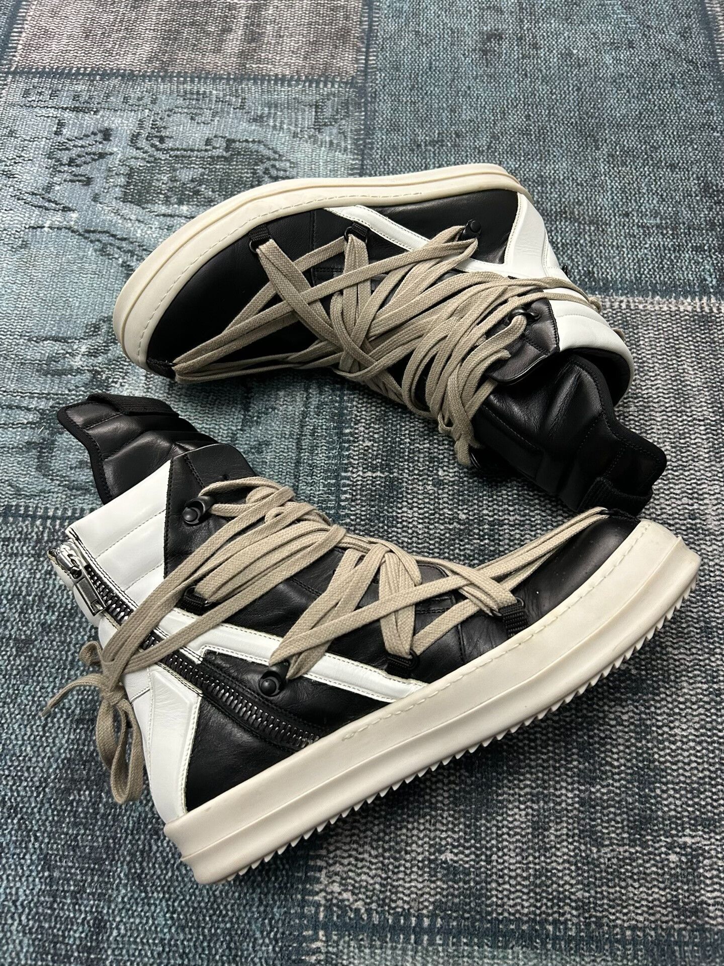 Rick Owens Rick Owens Strappy Inverted Triangle Shoes Size US 9 / EU 42 - 3 Thumbnail