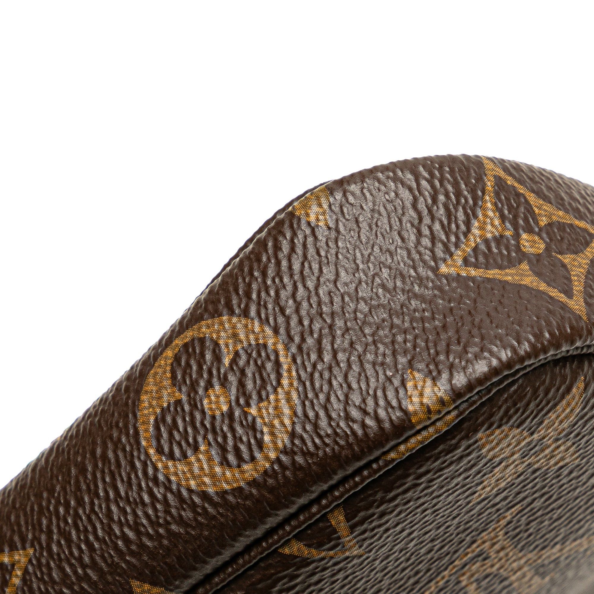 Louis Vuitton Monogram Mini Pochette Accessoires Size ONE SIZE - 10 Thumbnail